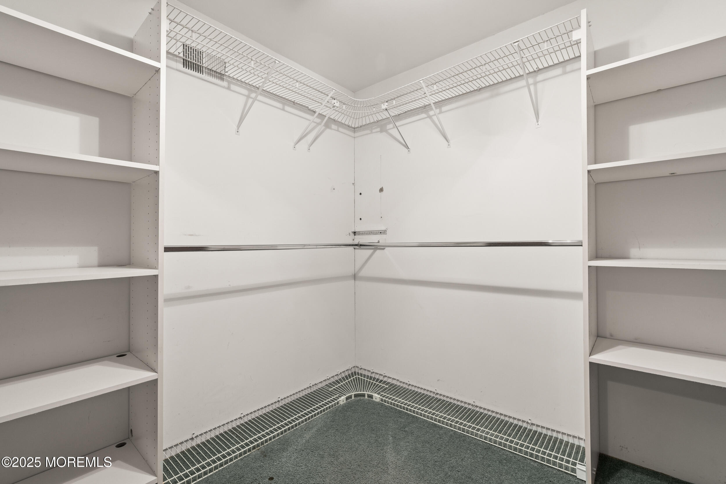 36 New Monmouth Road, Middletown, New Jersey image 12