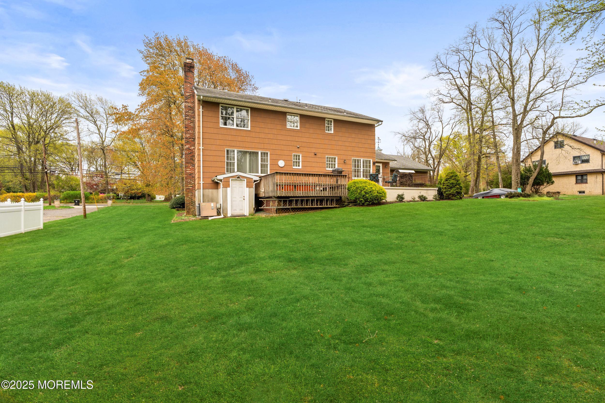 36 New Monmouth Road, Middletown, New Jersey image 20