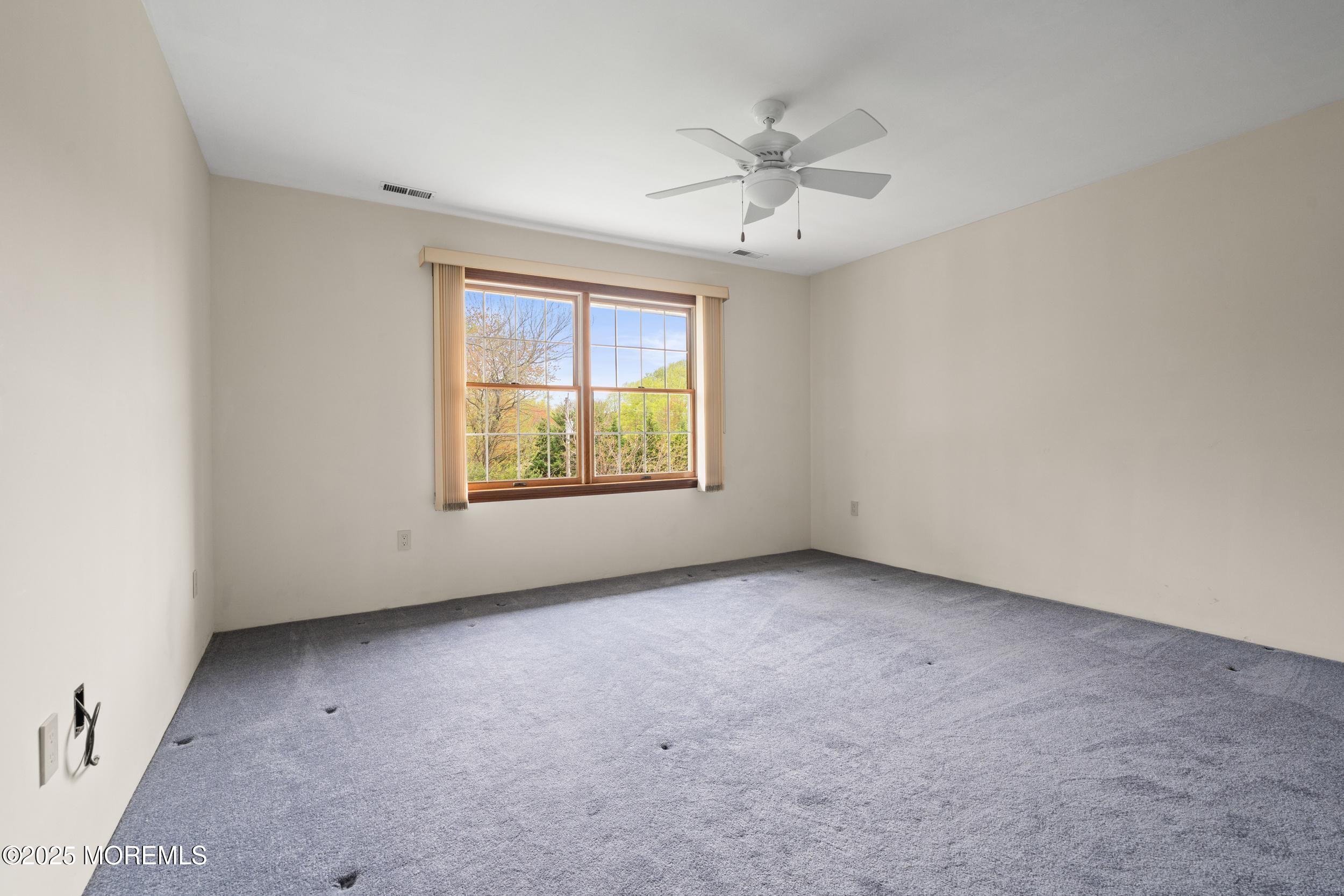36 New Monmouth Road, Middletown, New Jersey image 15