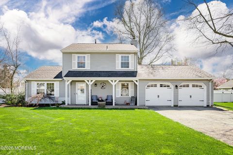 Photo of 67 Oak Knoll Drive, Brick, NJ 08724 (MLS # 22610493)