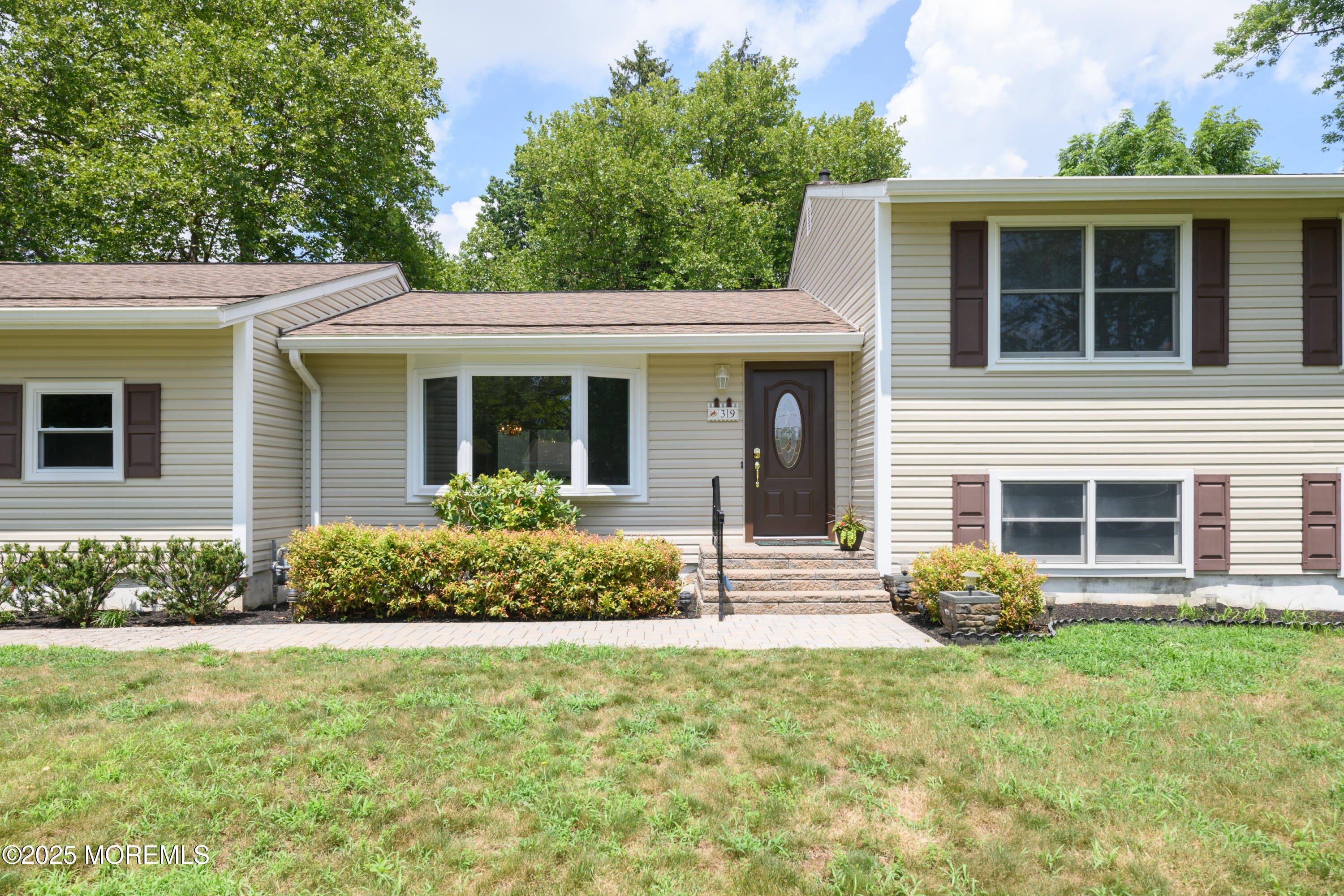 39 Willow Road