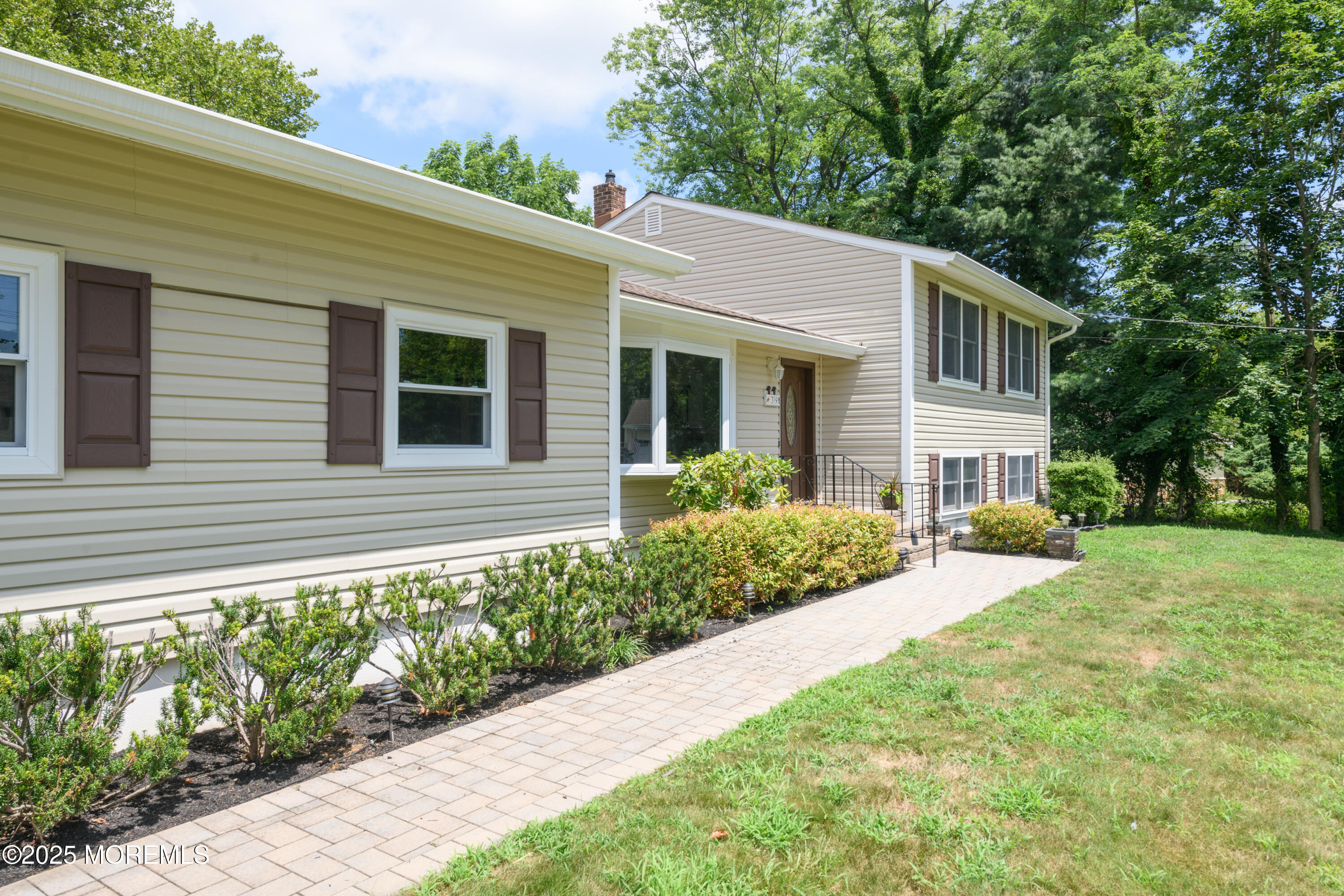 39 Willow Road