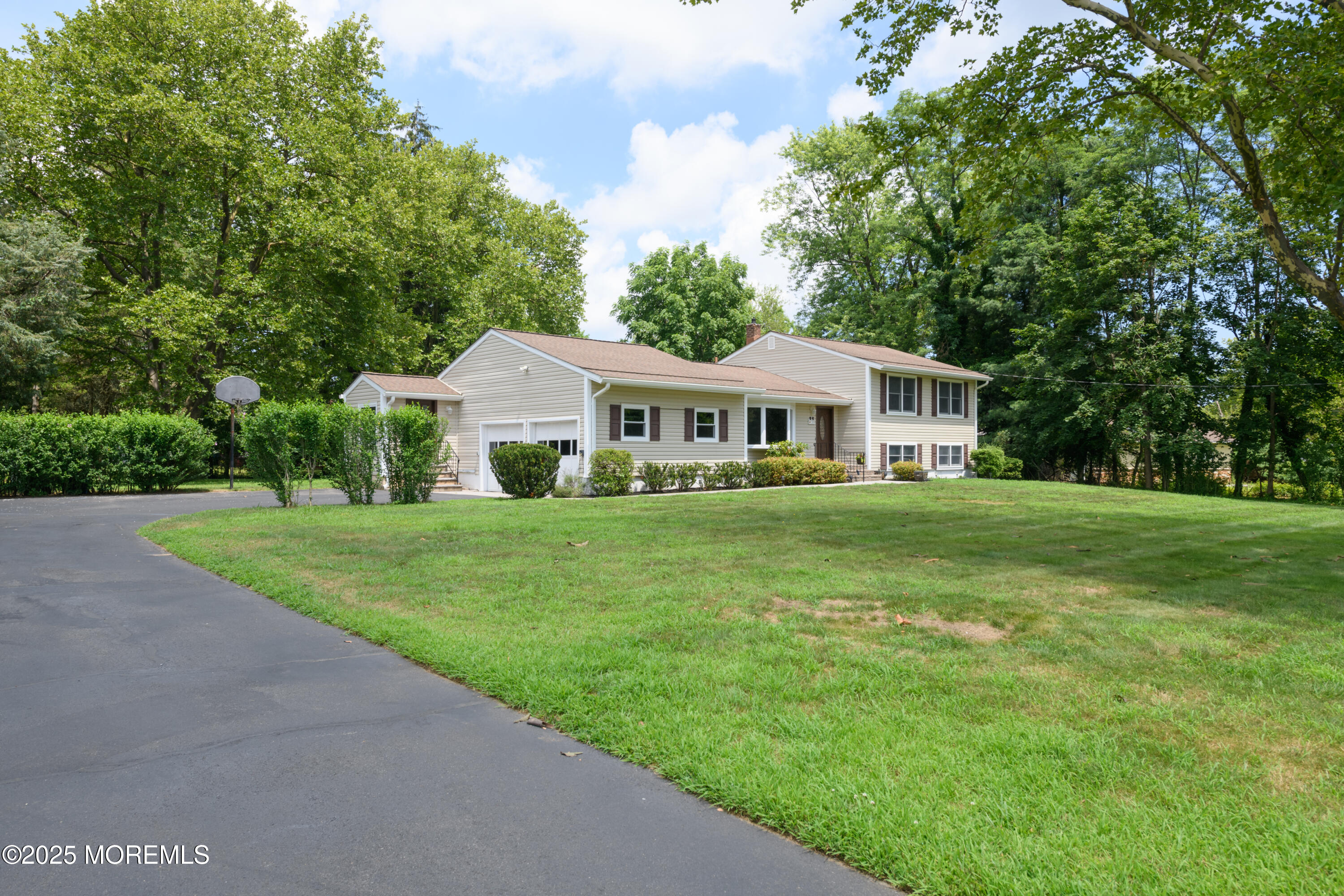 39 Willow Road
