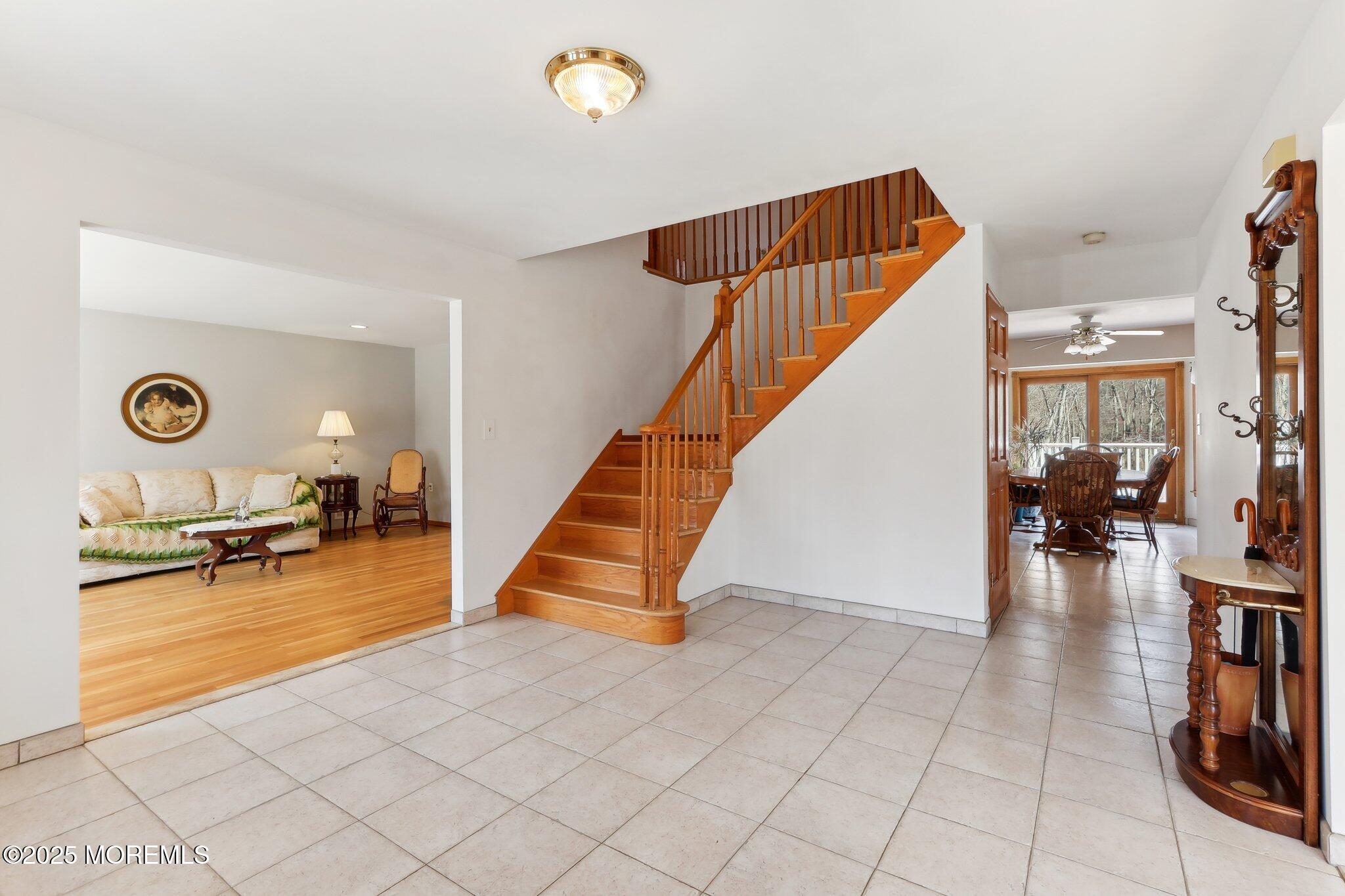 2 Donna Court, Manalapan, New Jersey image 14