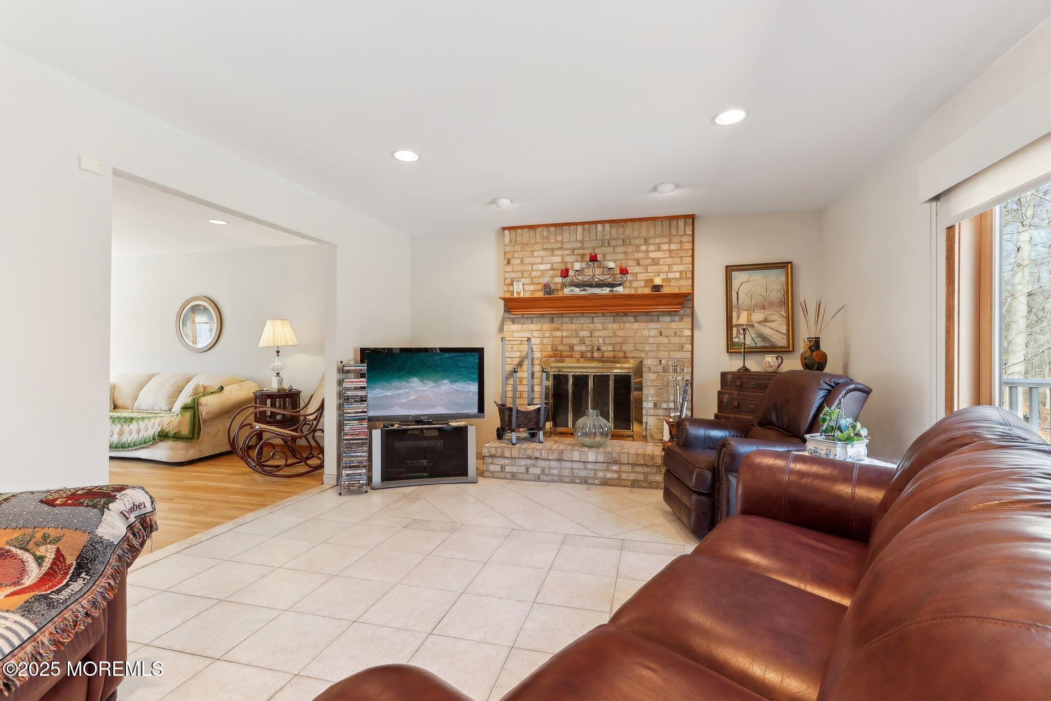 2 Donna Court, Manalapan, New Jersey image 23