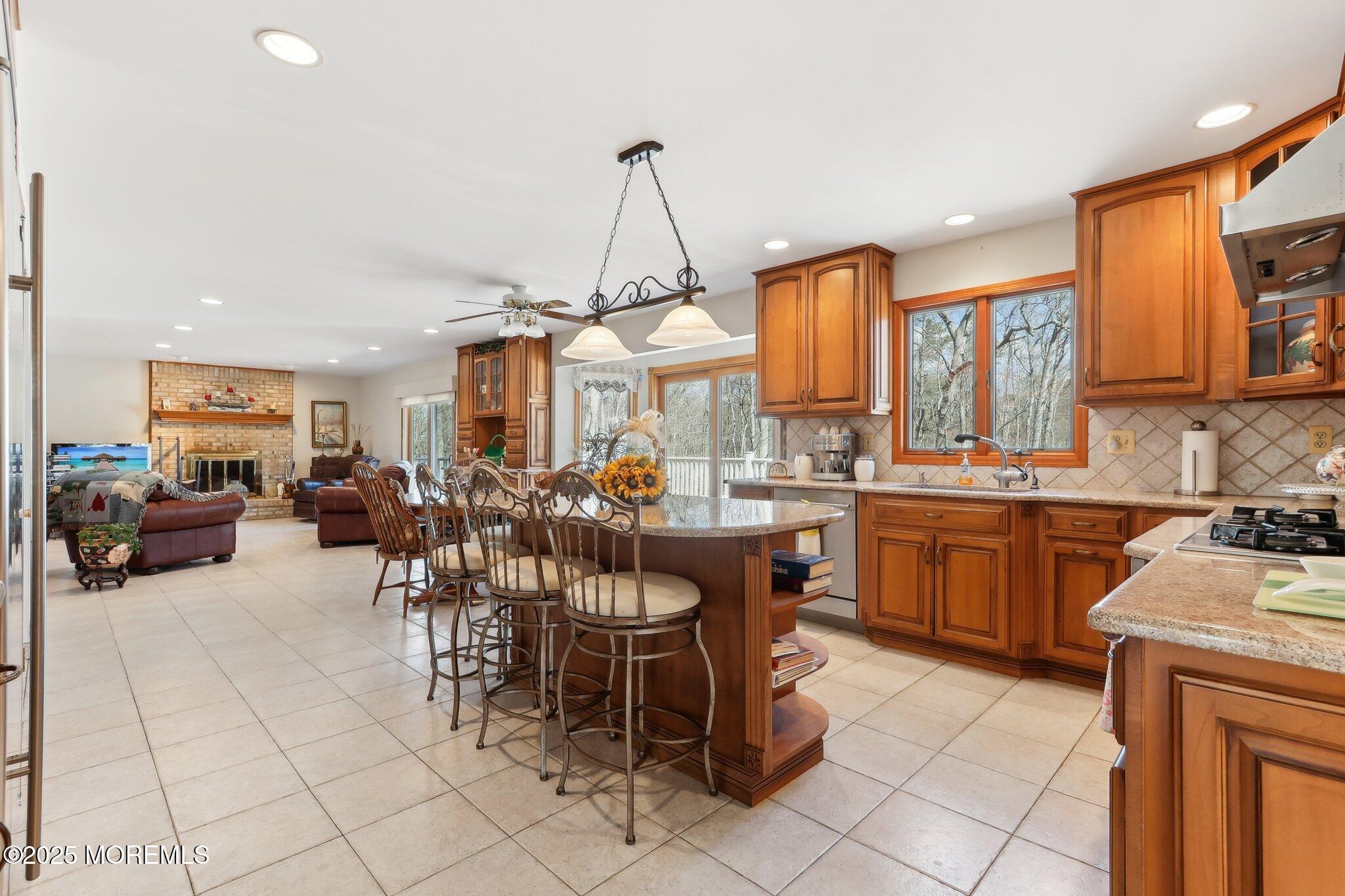 2 Donna Court, Manalapan, New Jersey image 21