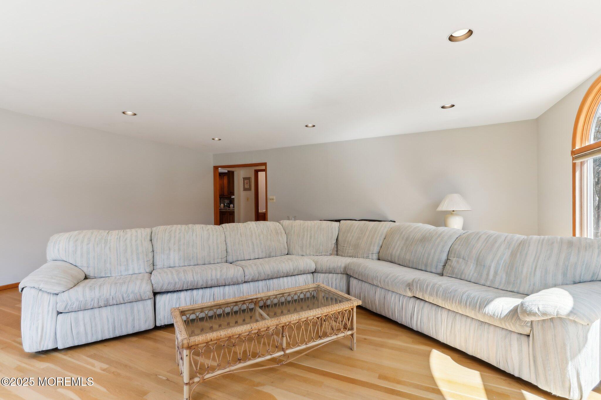 2 Donna Court, Manalapan, New Jersey image 36