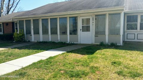 280B Kingston Court 2001 Lakewood NJ 08701