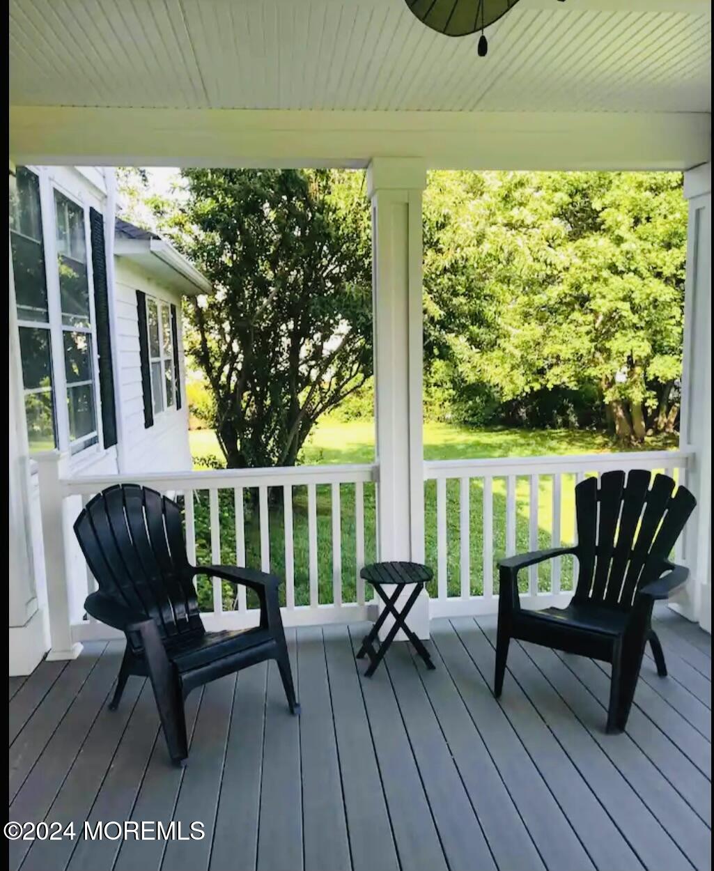 17 Beach Road