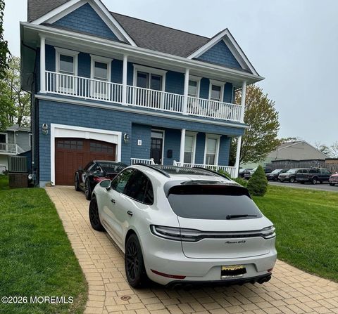 Photo of 8 Avenue Of Two Rivers, Rumson, NJ 07760 (MLS # 22610312)