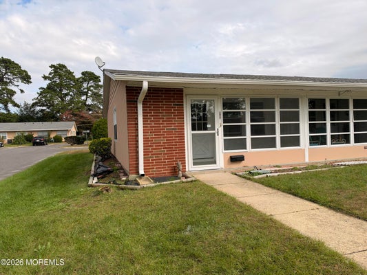 670A NEW CASTLE CT, LAKEWOOD, NJ 08701 - Image f9dfc80c2e9e7ec5c4906d96114dc27e/619032476