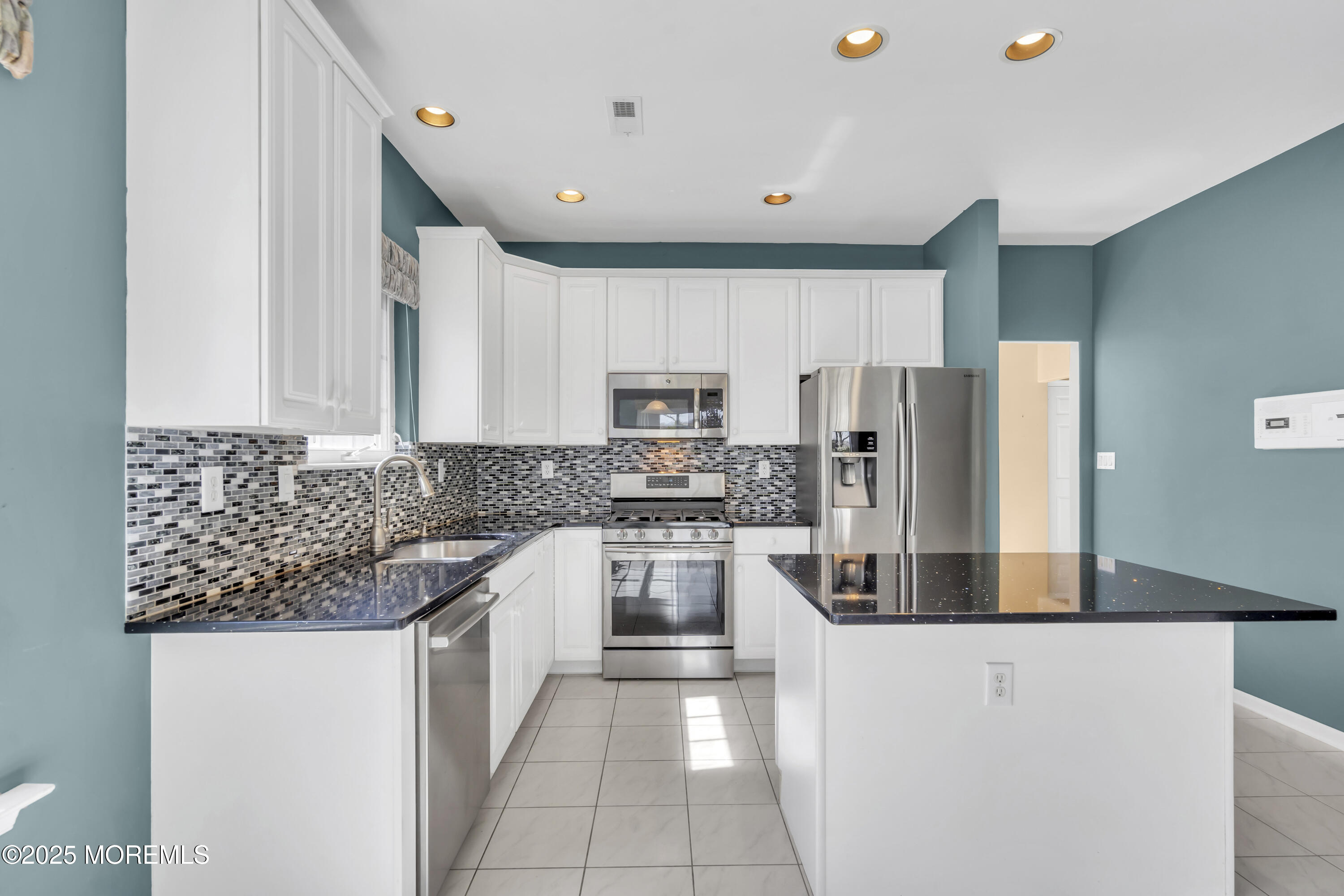 14 Dunrovin Court, Manchester, New Jersey image 21