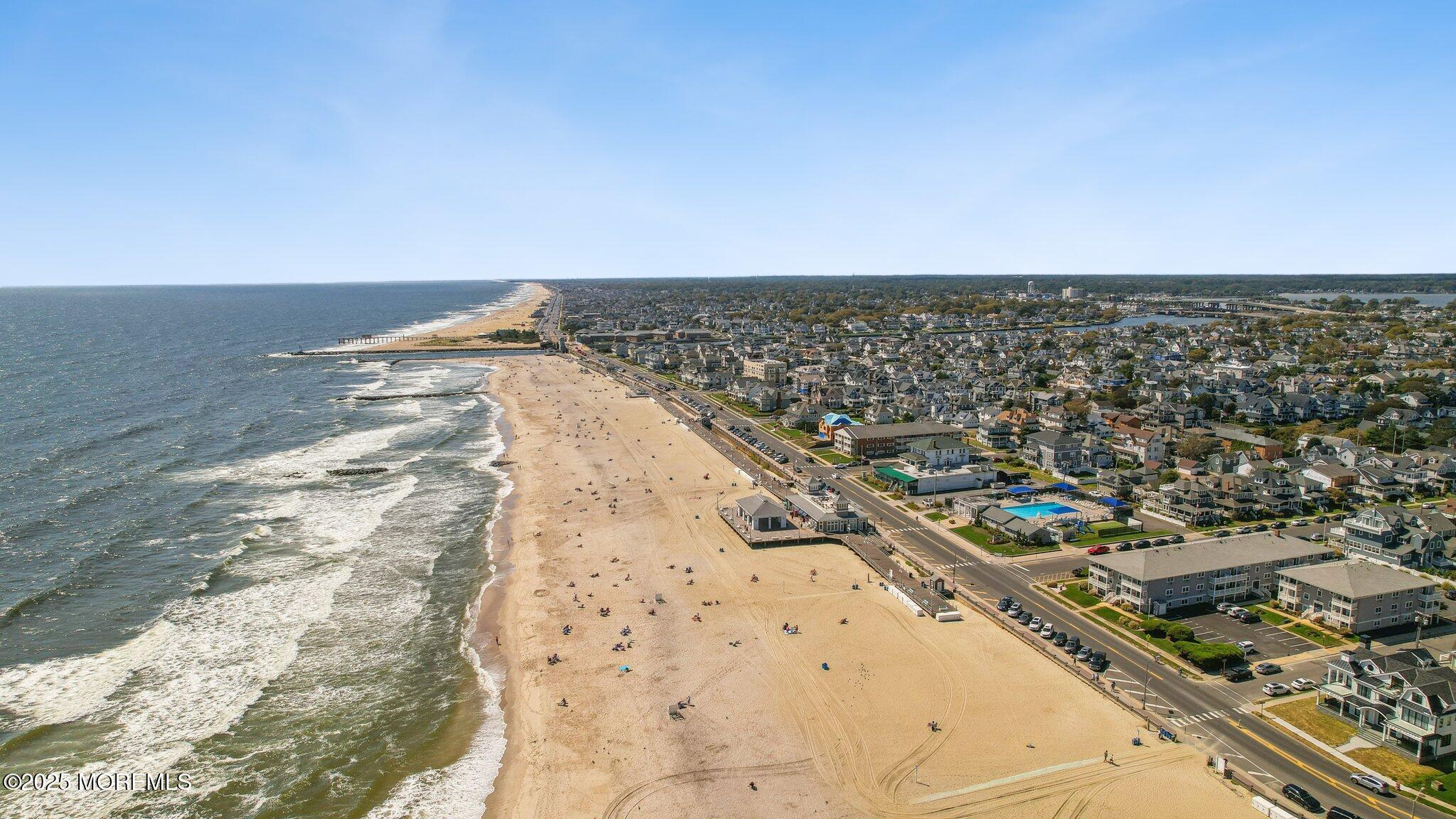 Avon-By-The-Sea, New Jersey, 07717, United States, 5 Bedrooms Bedrooms, ,5 BathroomsBathrooms,Residential,Active,2023437