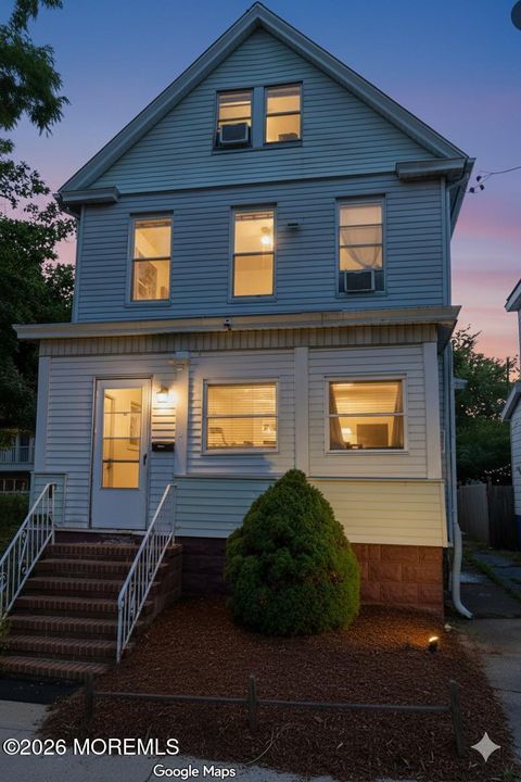 Photo of 23 Freeman Street, New Brunswick, NJ 08901 (MLS # 22602605)