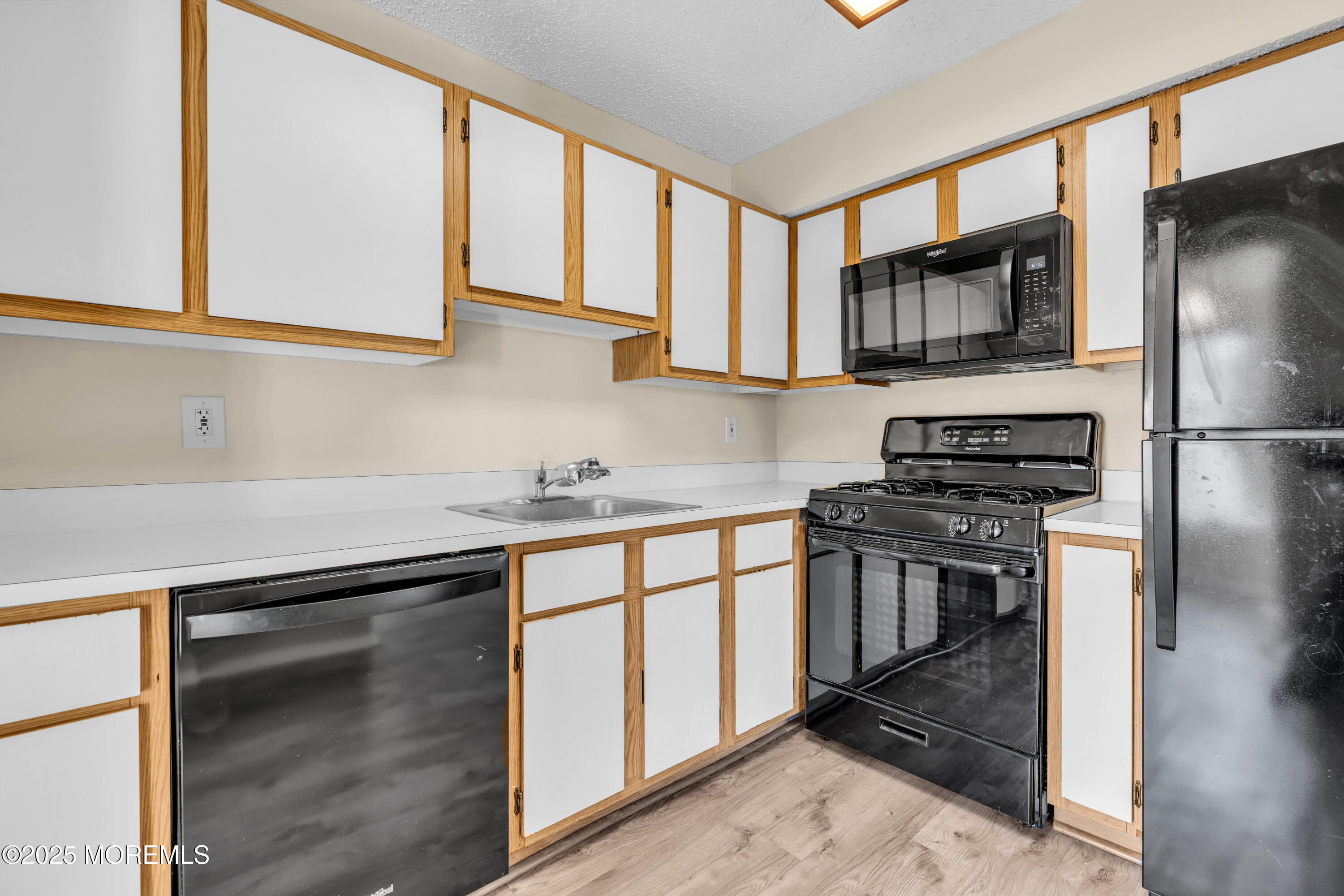 1402 Violet Lane, Jackson, New Jersey image 20