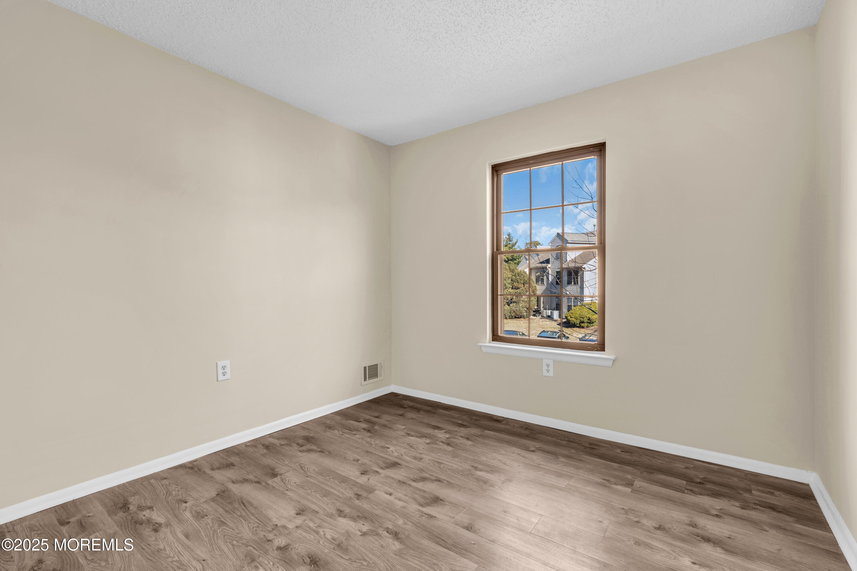 1402 Violet Lane, Jackson, New Jersey image 23