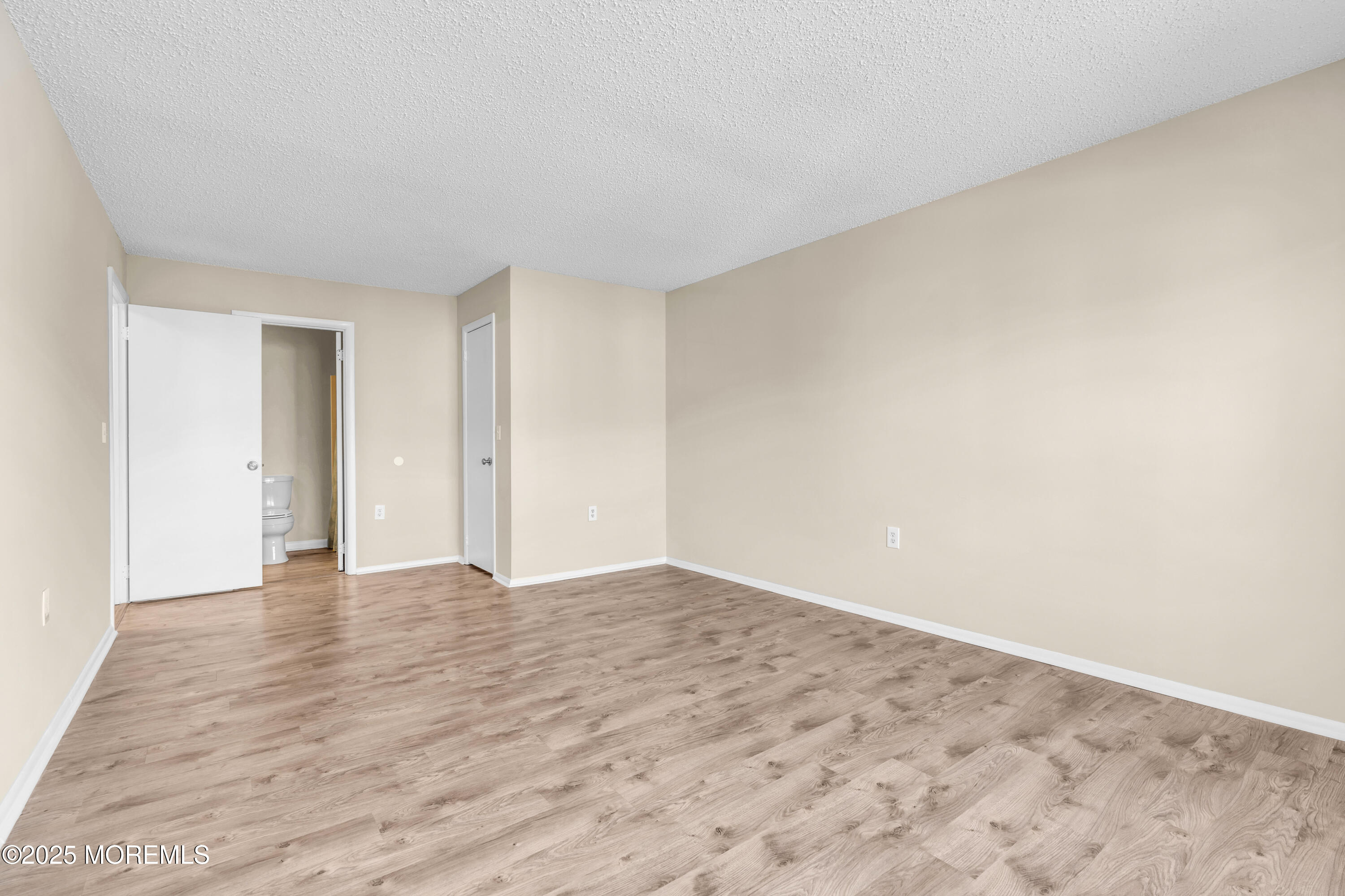 1402 Violet Lane, Jackson, New Jersey image 27