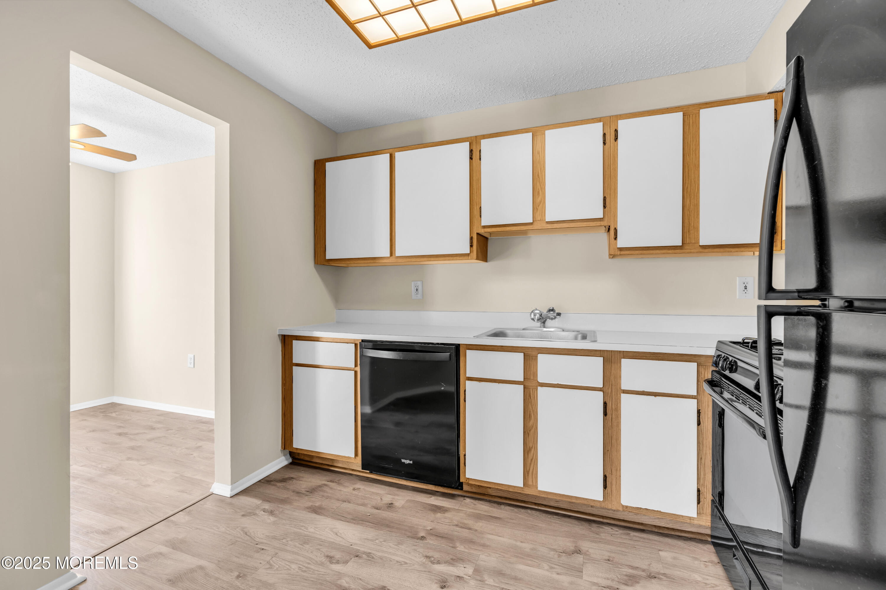 1402 Violet Lane, Jackson, New Jersey image 21