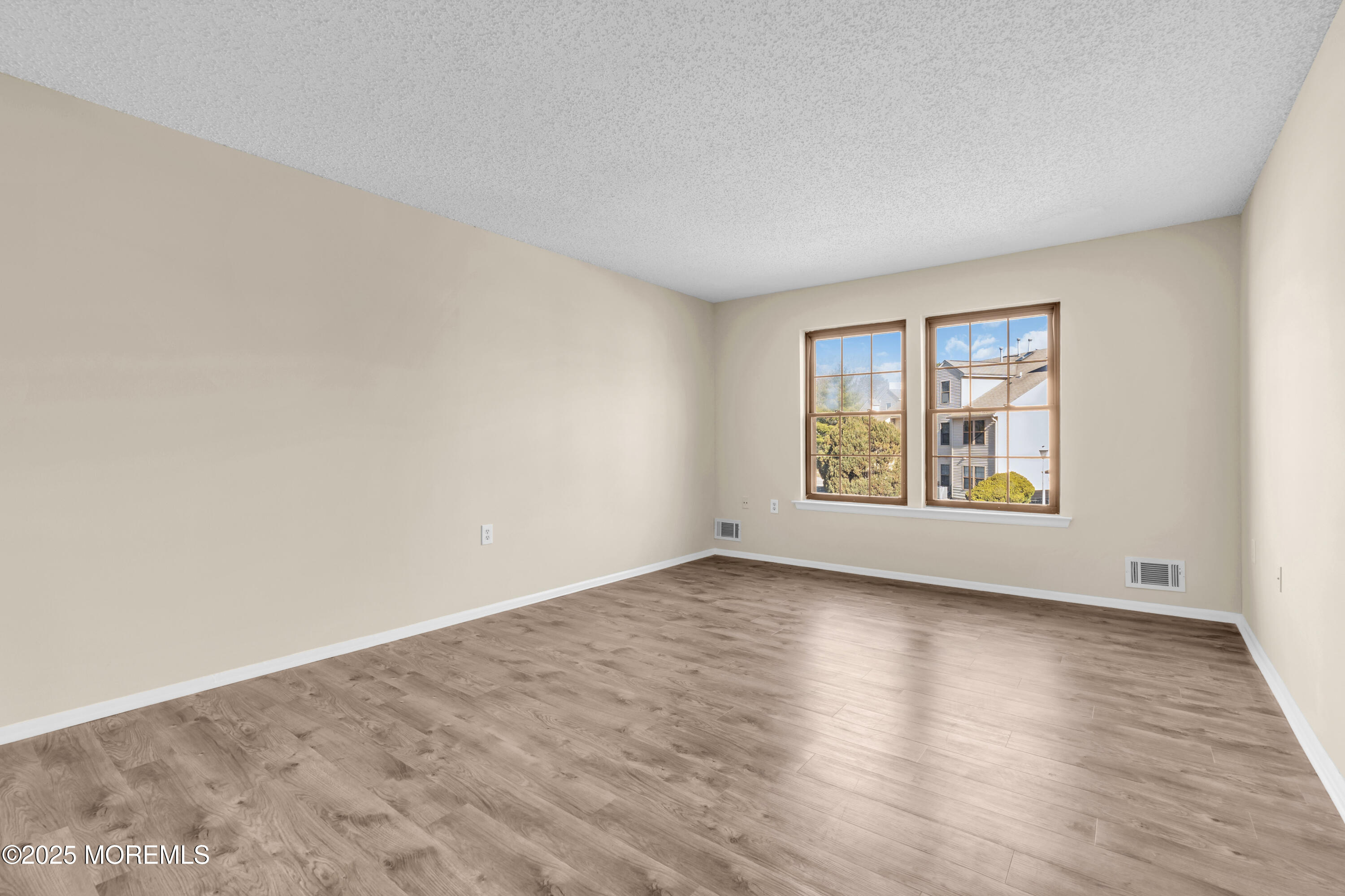 1402 Violet Lane, Jackson, New Jersey image 25
