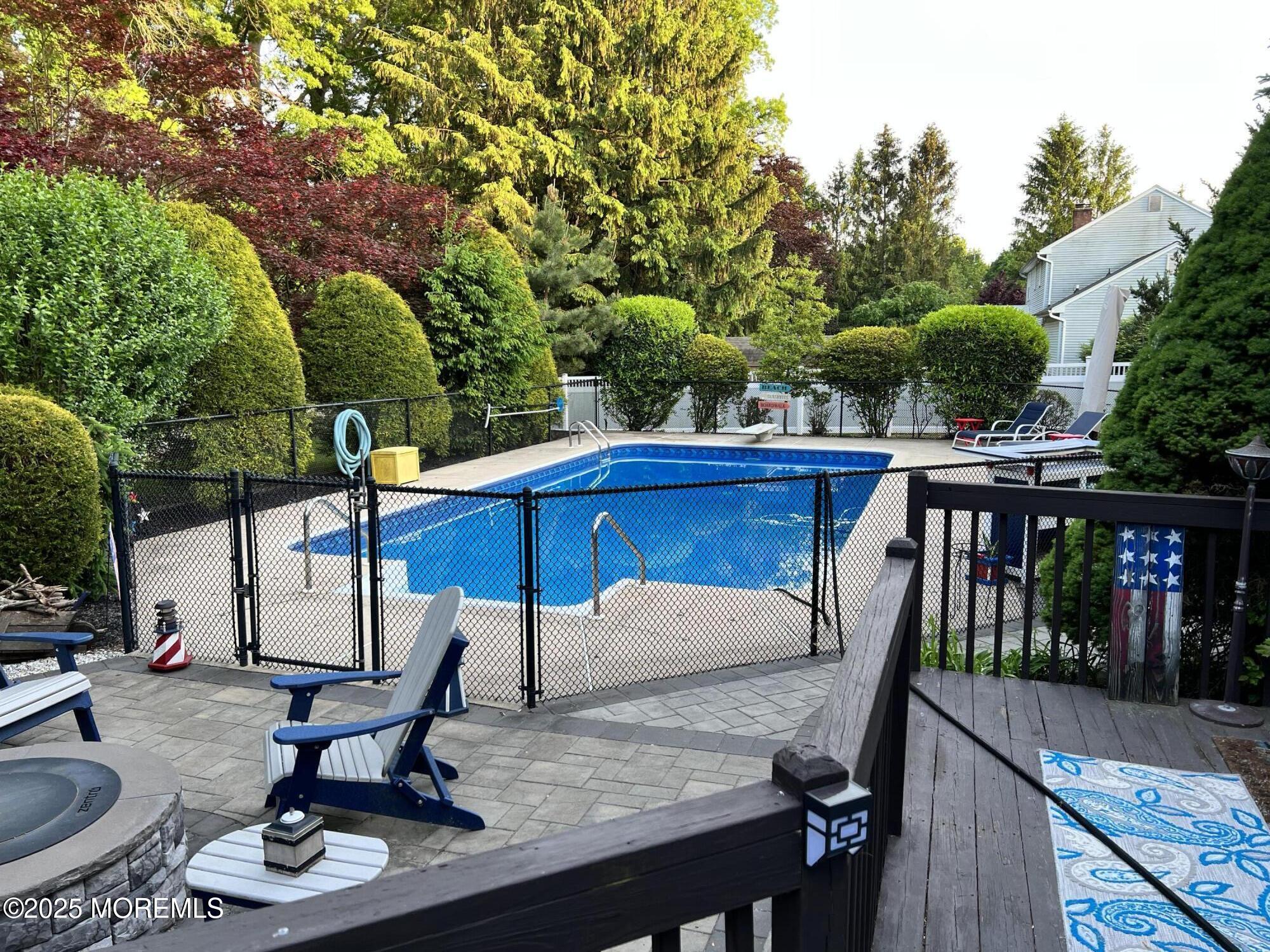 38 Jennifer Drive, Red Bank, New Jersey image 4