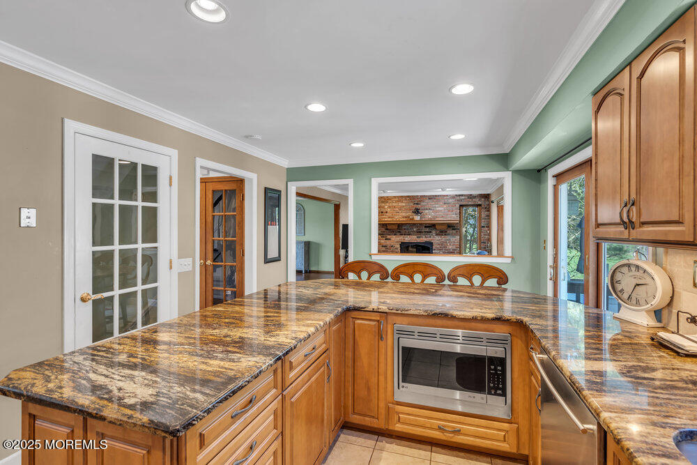 38 Jennifer Drive, Red Bank, New Jersey image 29