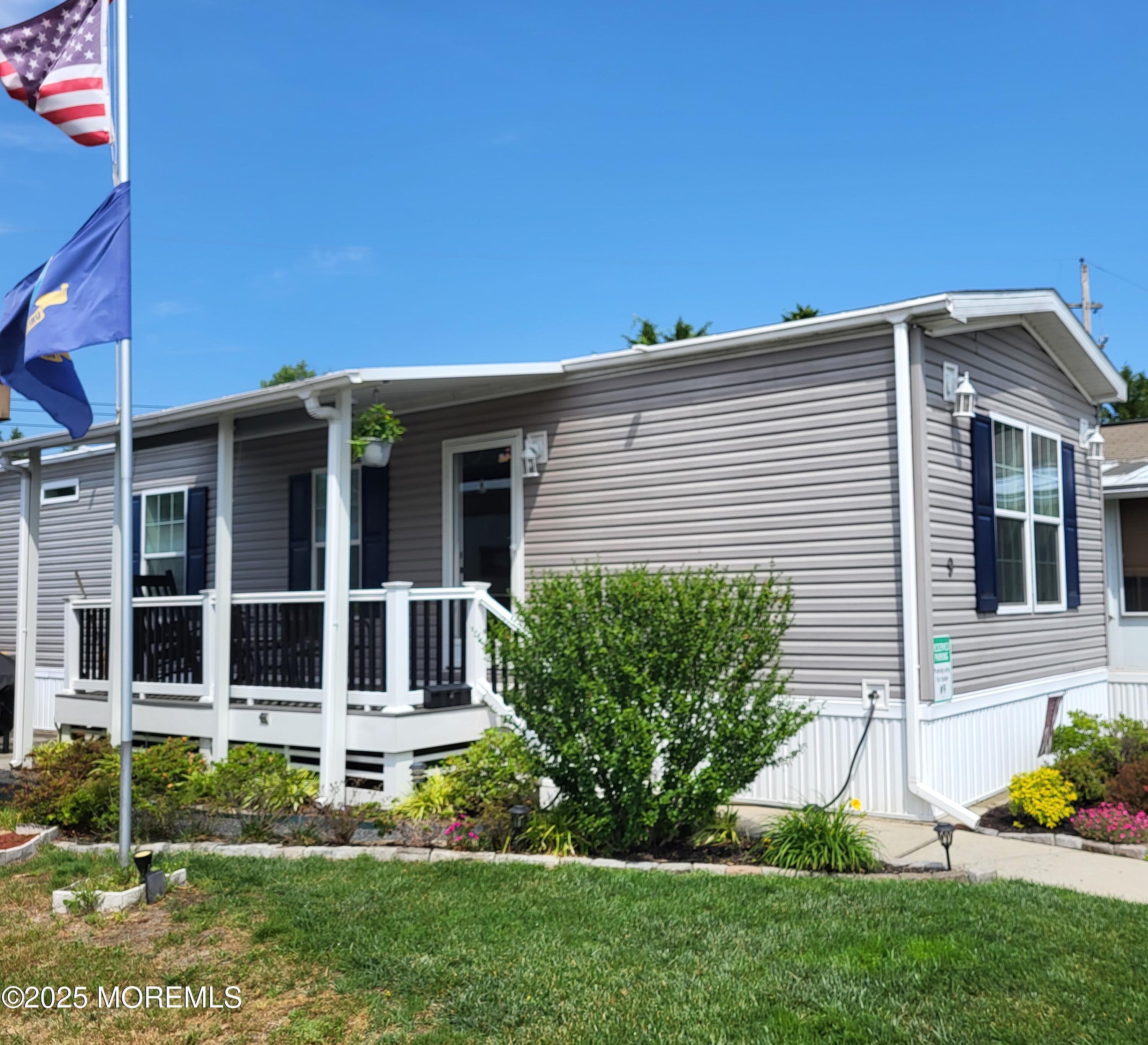 9 Shorehaven Road, Hazlet, New Jersey image 2