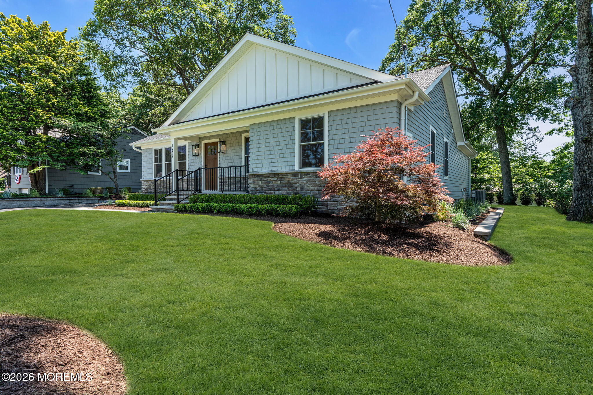 1207 Ocean Road