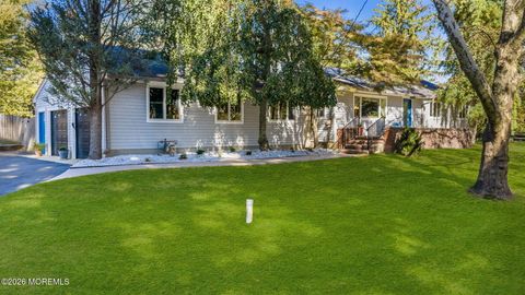 Homes For Sale - 37 Clover Hill Road<br/> Colts Neck, NJ 07722