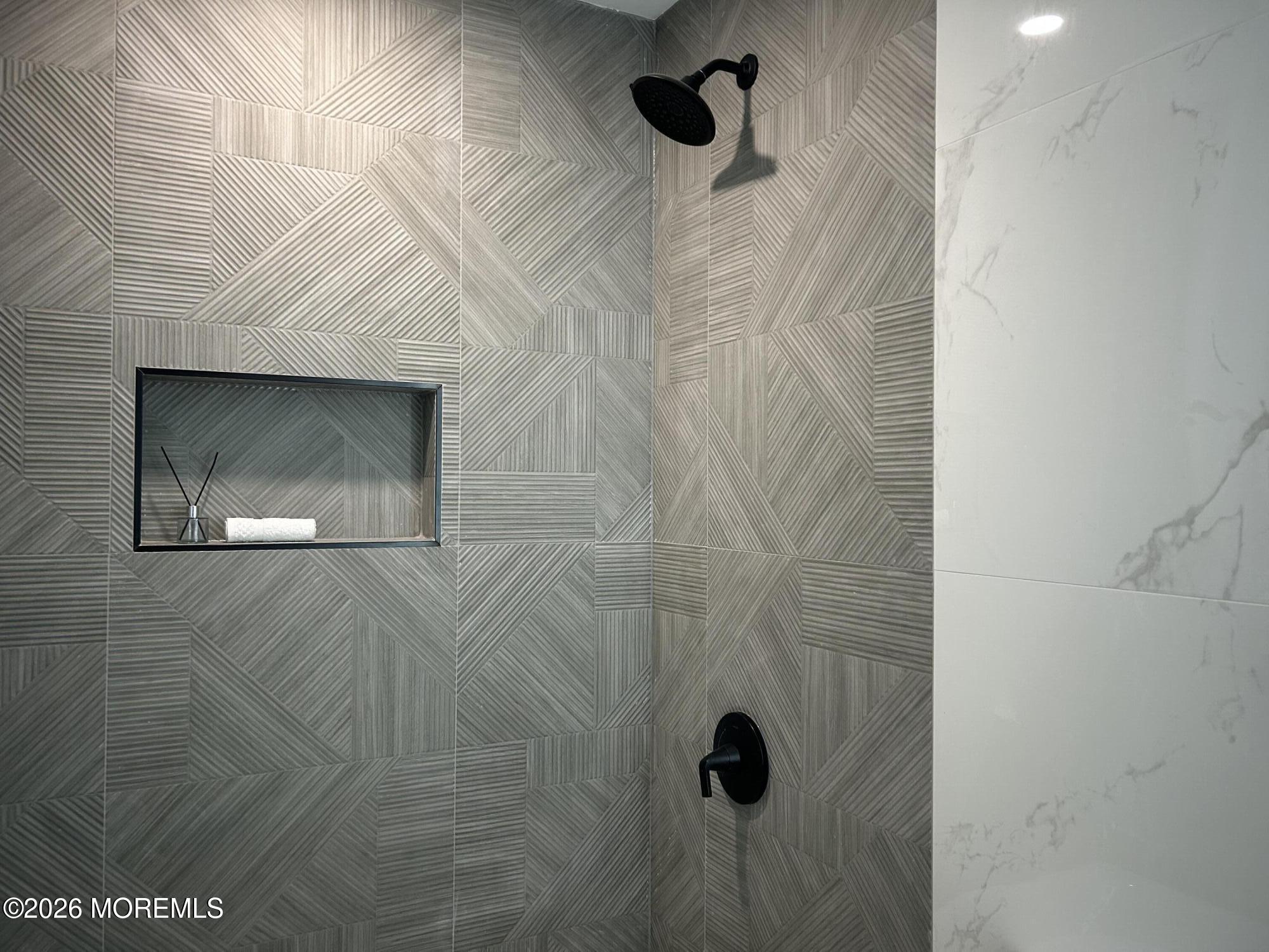 1035C Aberdeen Drive