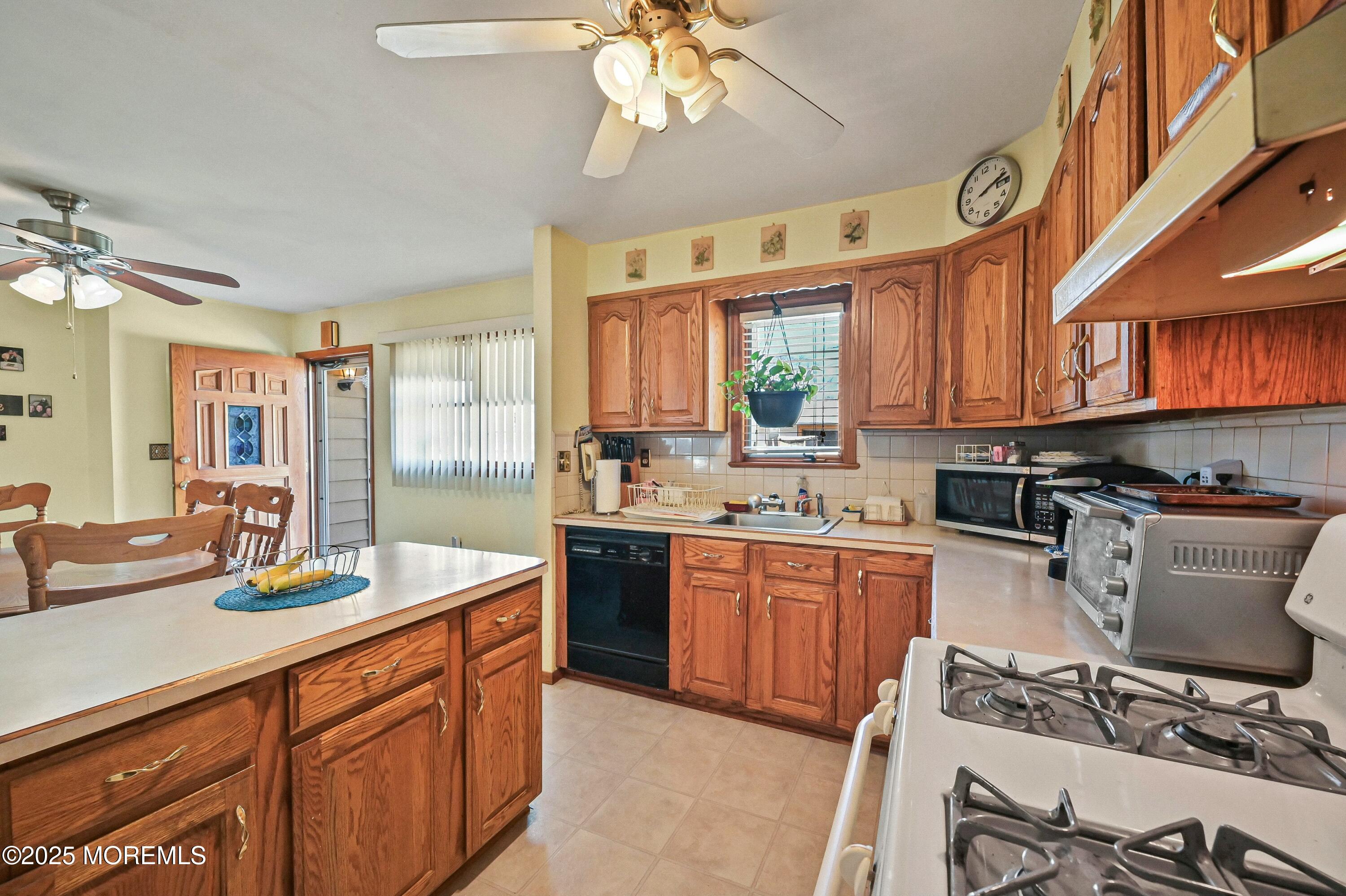 46 Purdue Road, Parlin, New Jersey image 18
