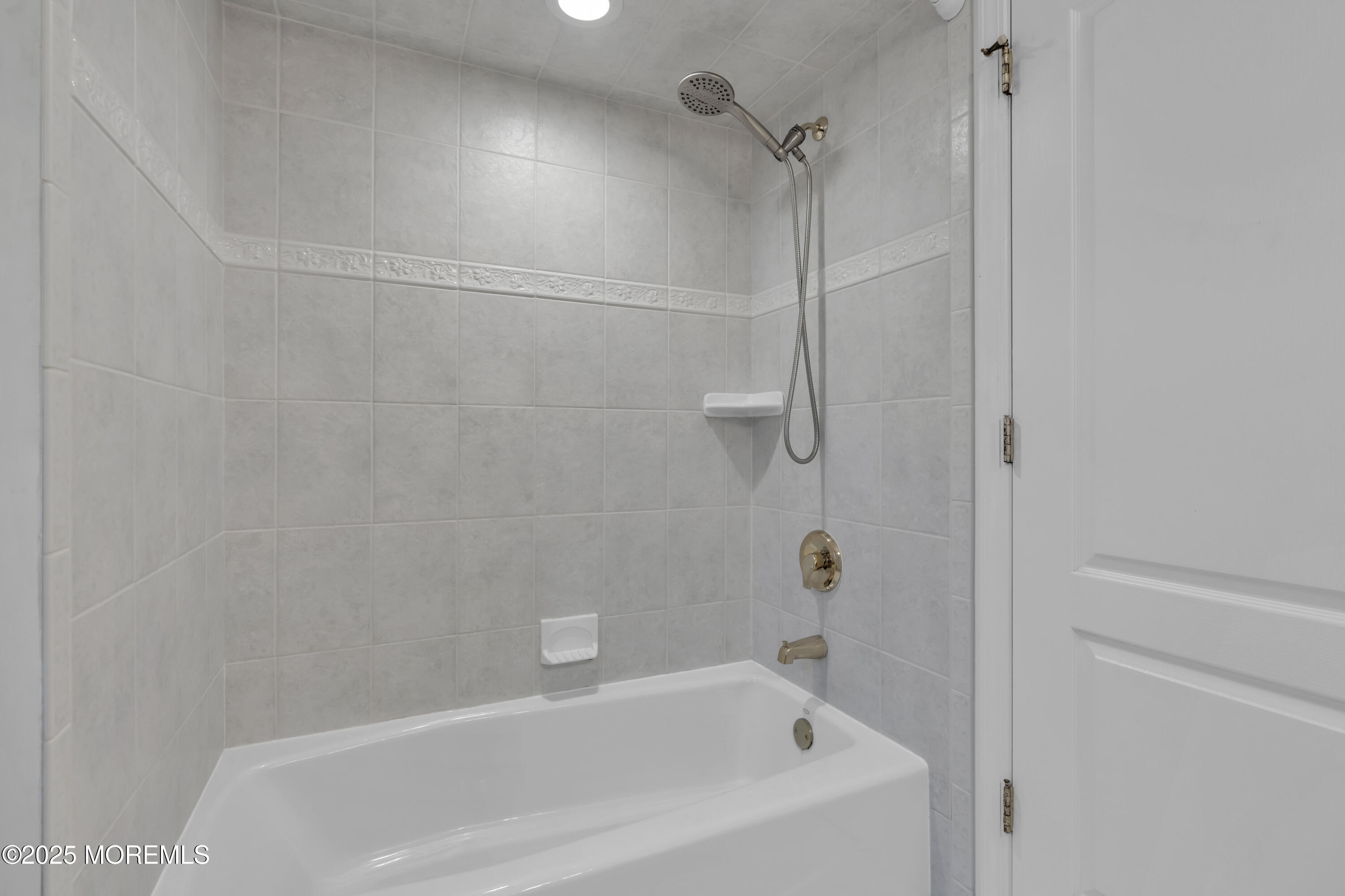 687 Princeton Avenue, Brick, New Jersey image 36