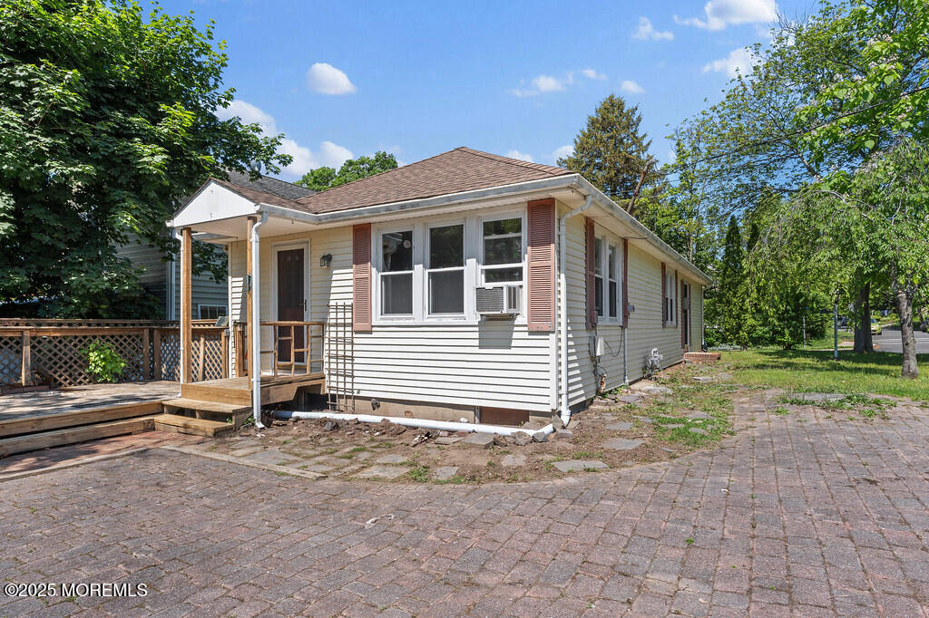 14 East Avenue