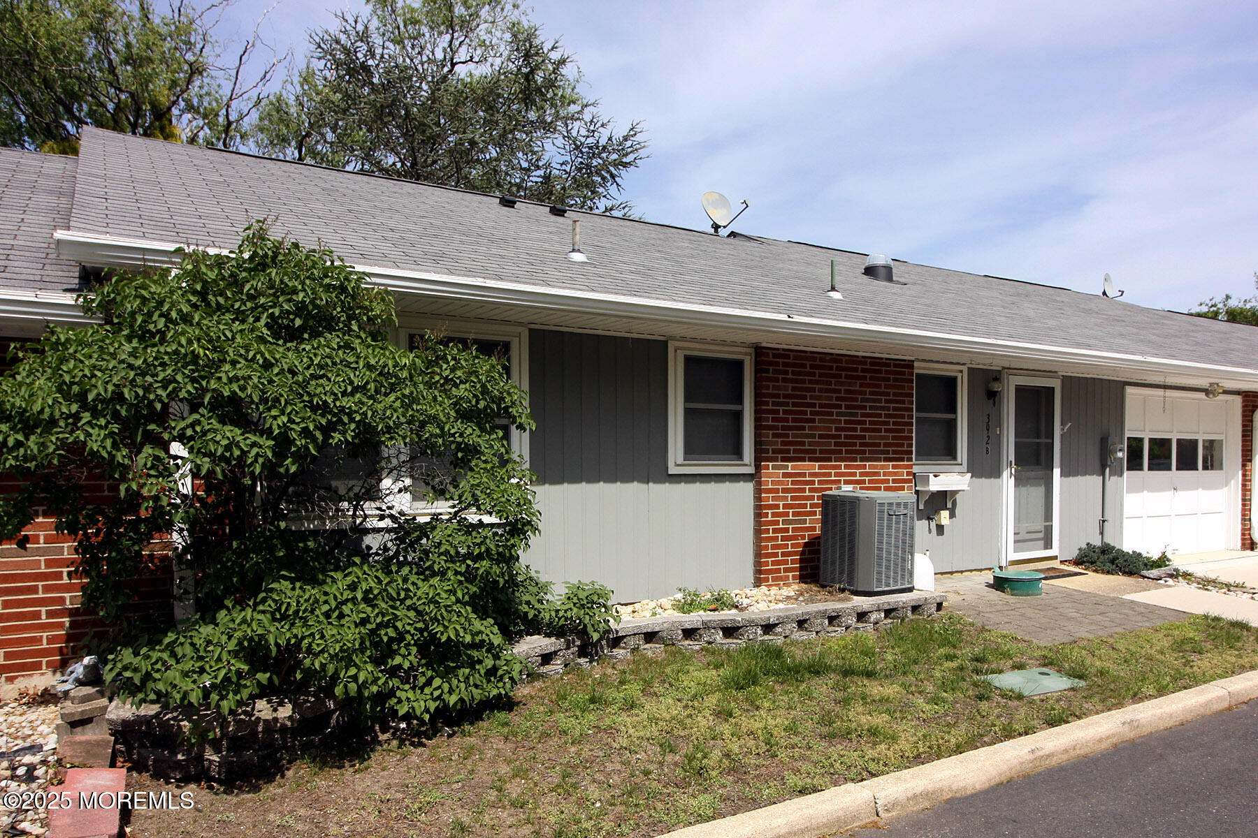392 Picardy Court #B, Lakewood, New Jersey image 16