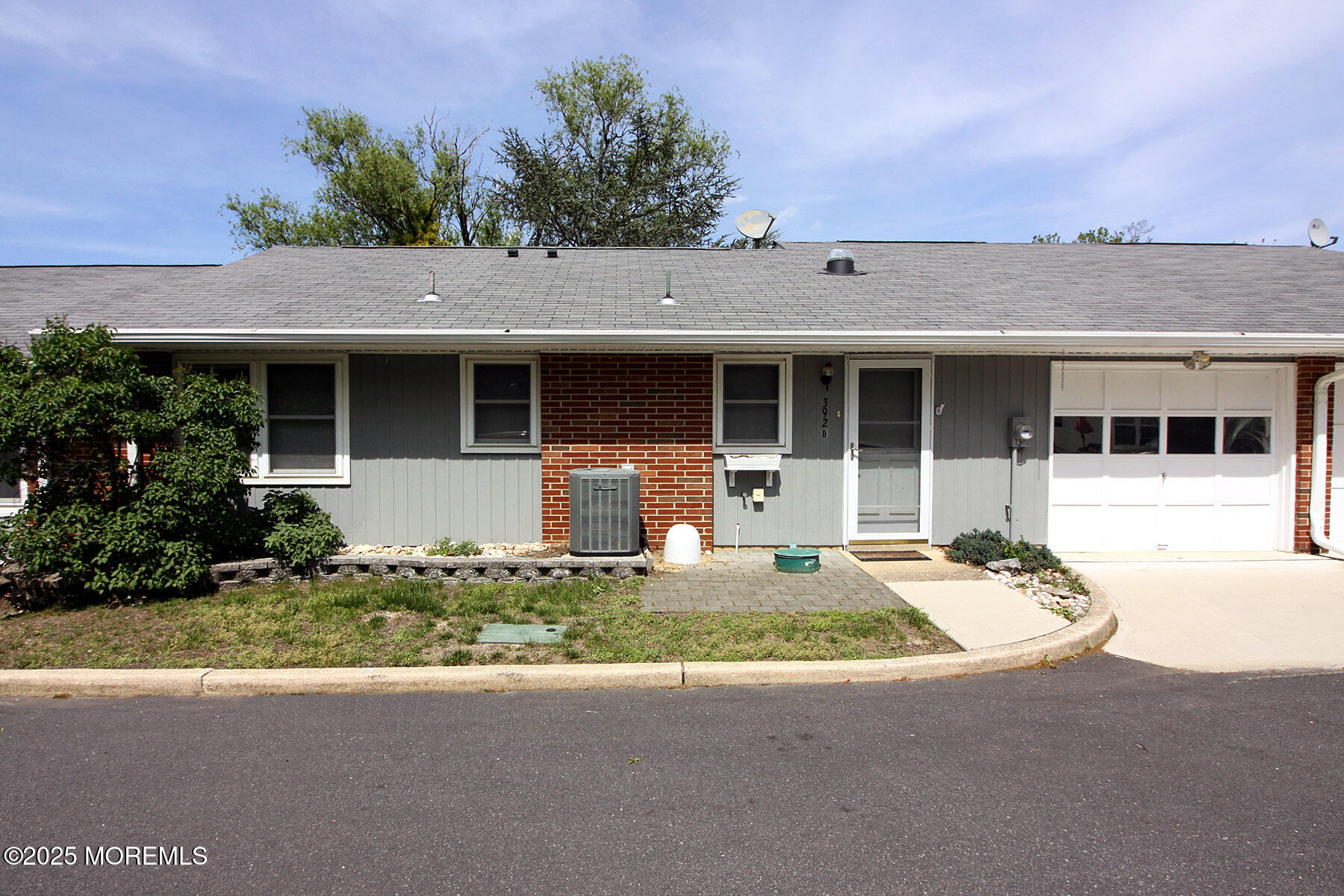 392 Picardy Court #B, Lakewood, New Jersey image 1