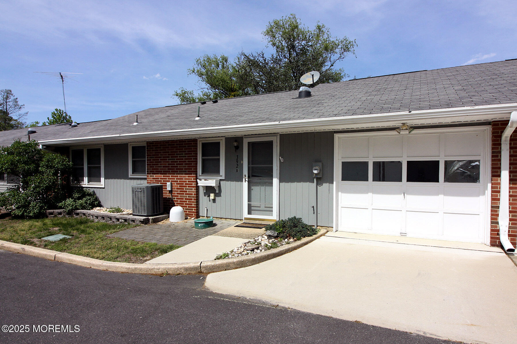 392 Picardy Court #B, Lakewood, New Jersey image 17