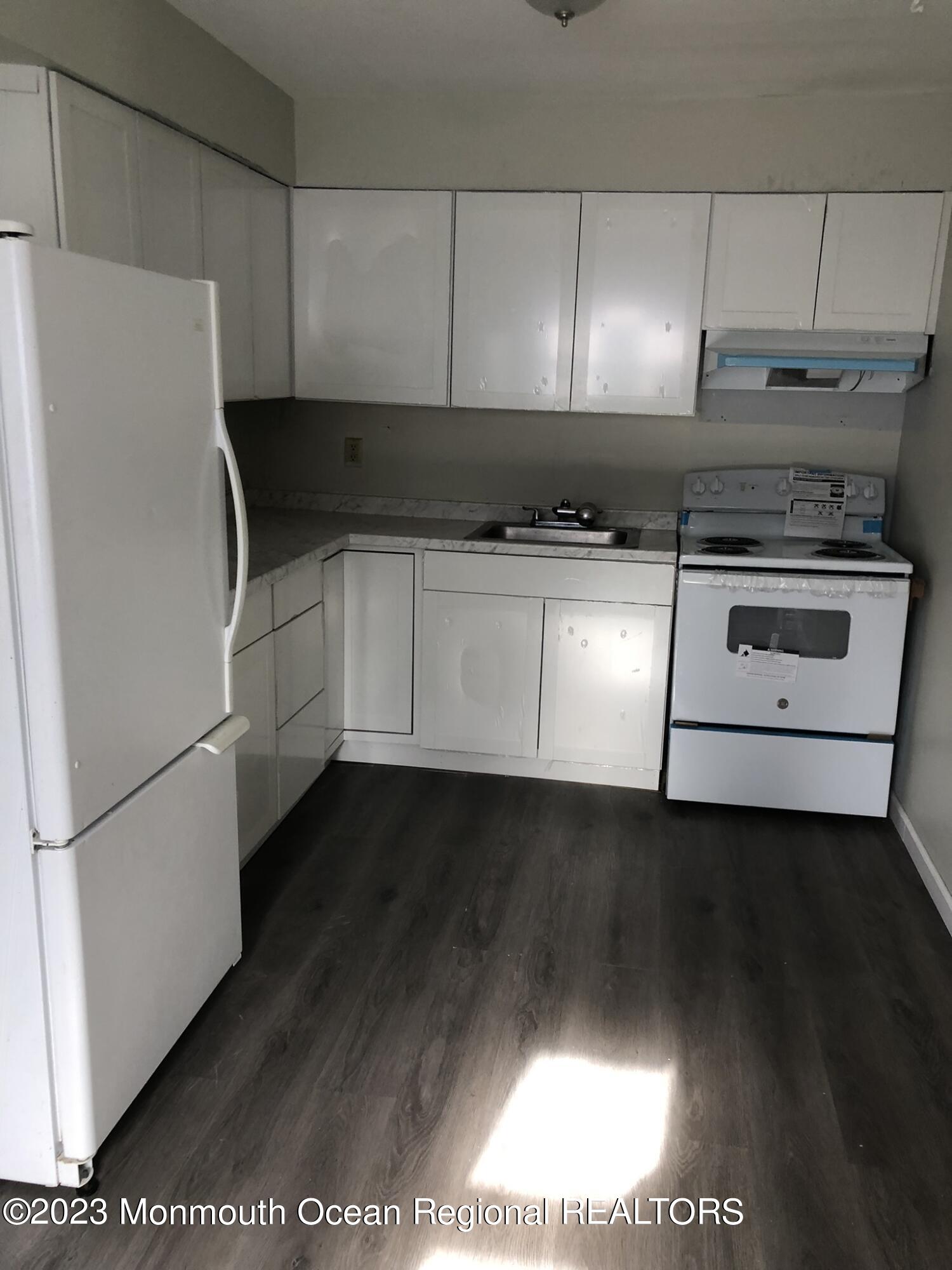 735 Greens Avenue 18A