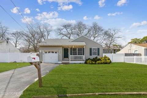 Homes For Sale - 449 Ann Avenue<br/> Brick, NJ 08724