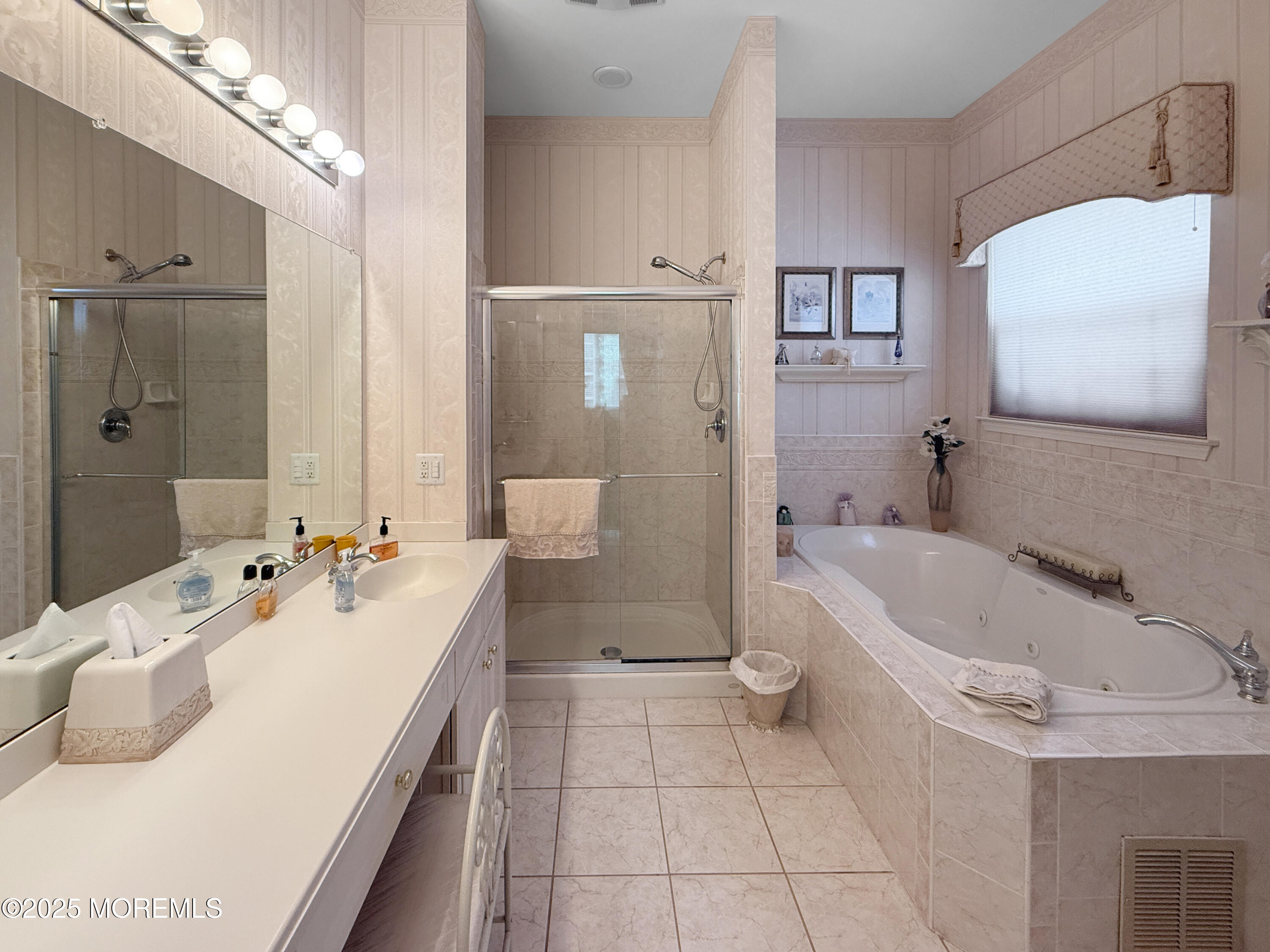 59 Barbary Lane, Columbus, New Jersey image 6