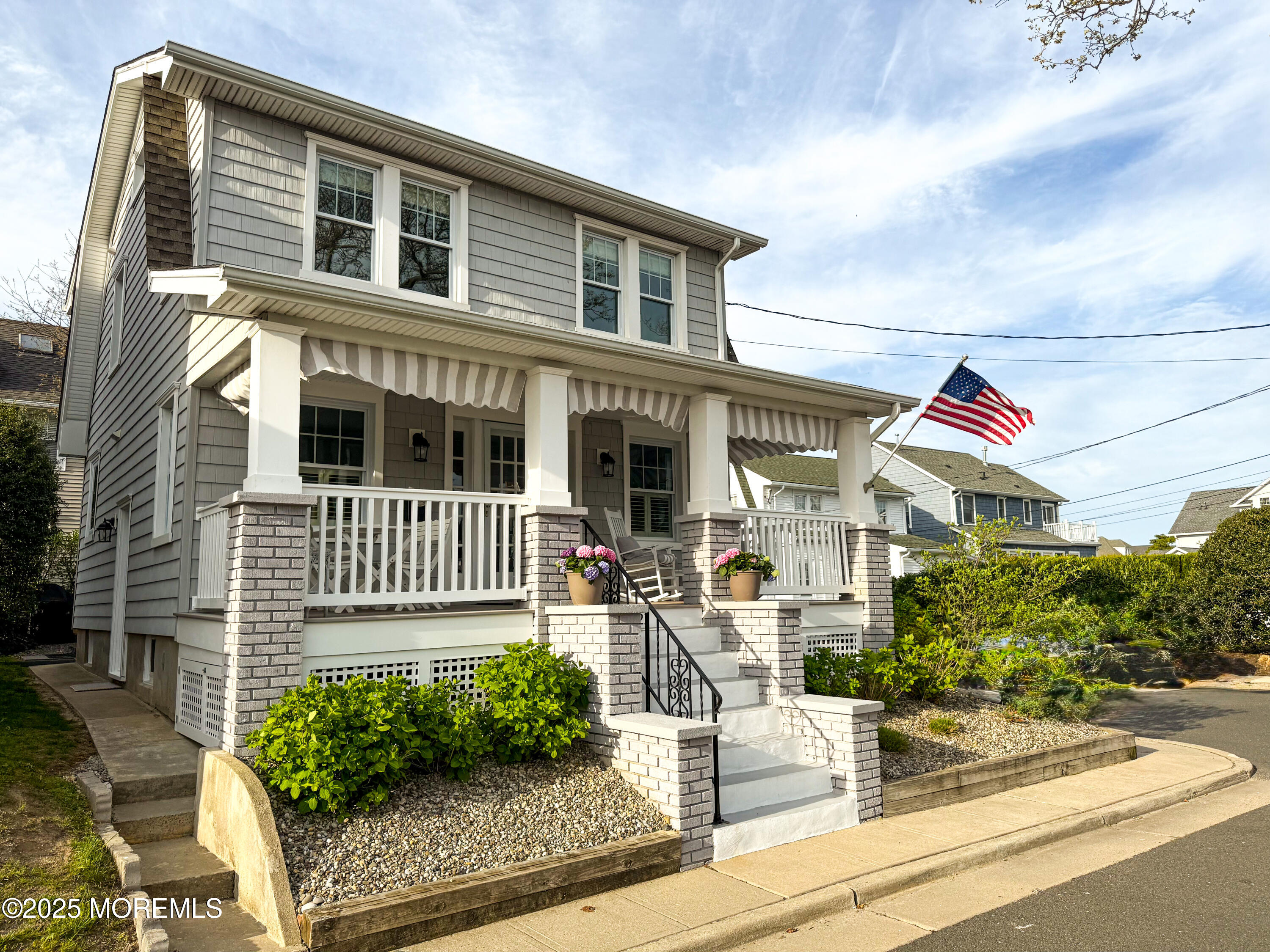 321 Mckinley Place