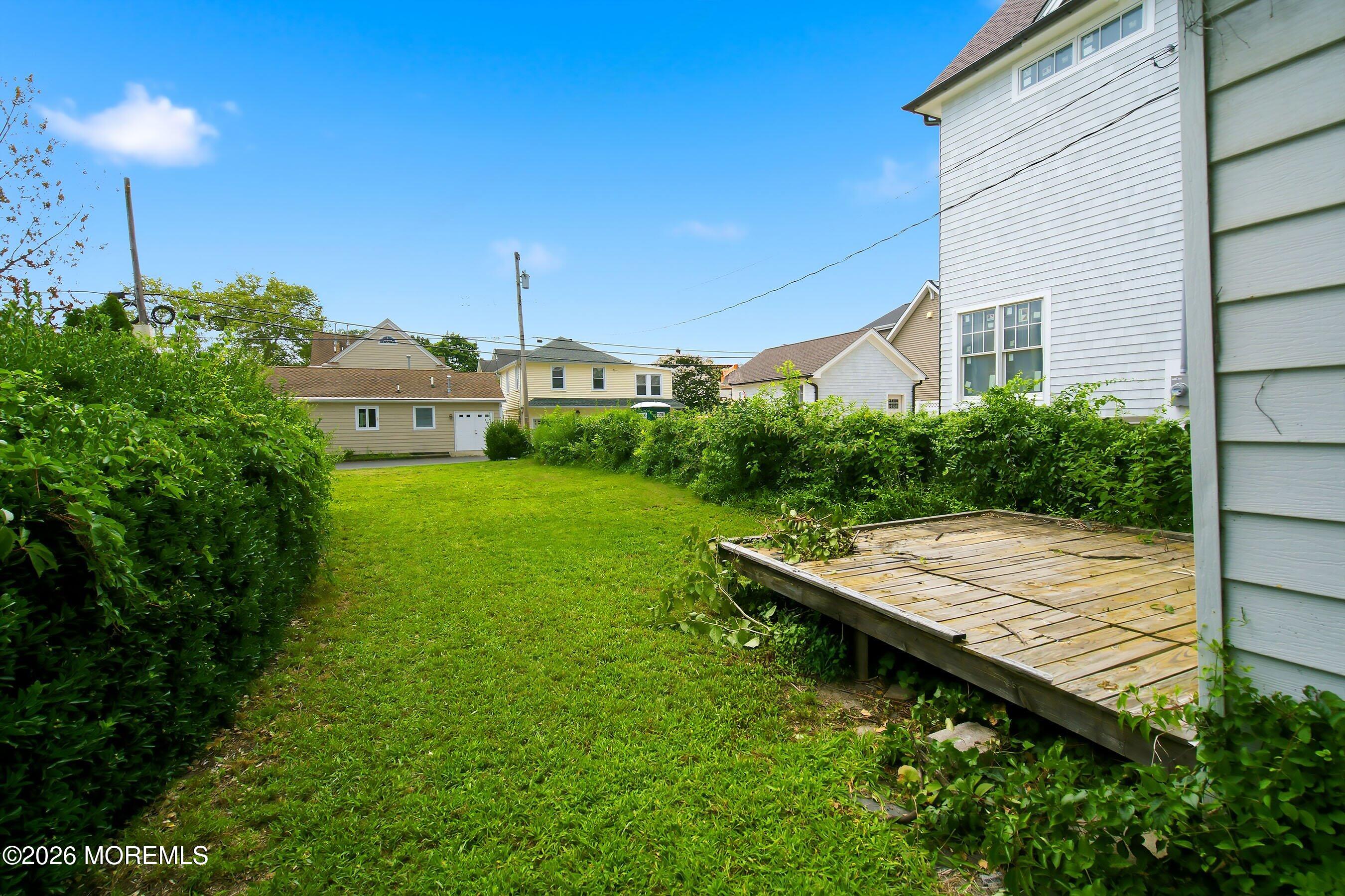 423 Woodland Avenue