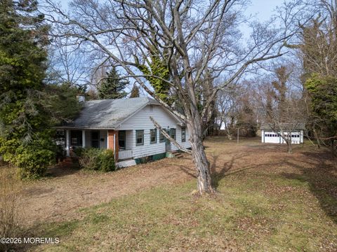 33 Markham Place Little Silver NJ 07739