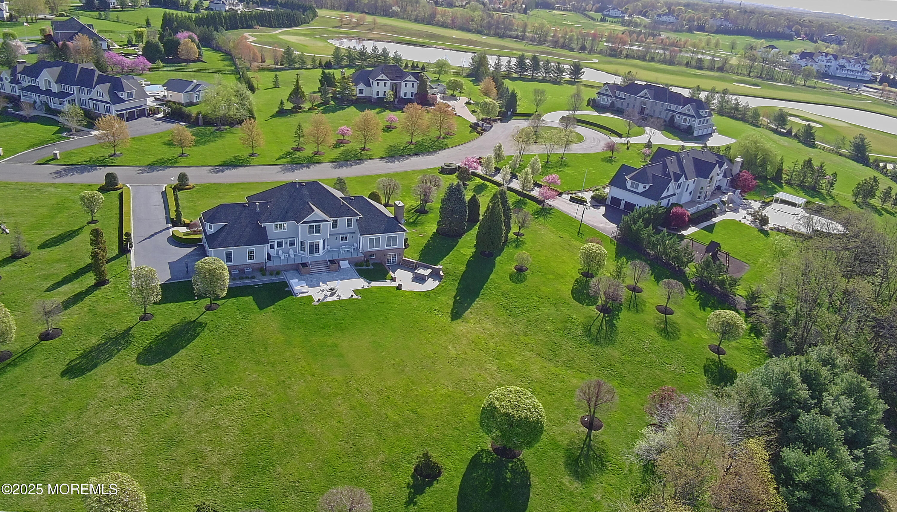 2 Lockwood Run, Colts Neck, New Jersey image 3