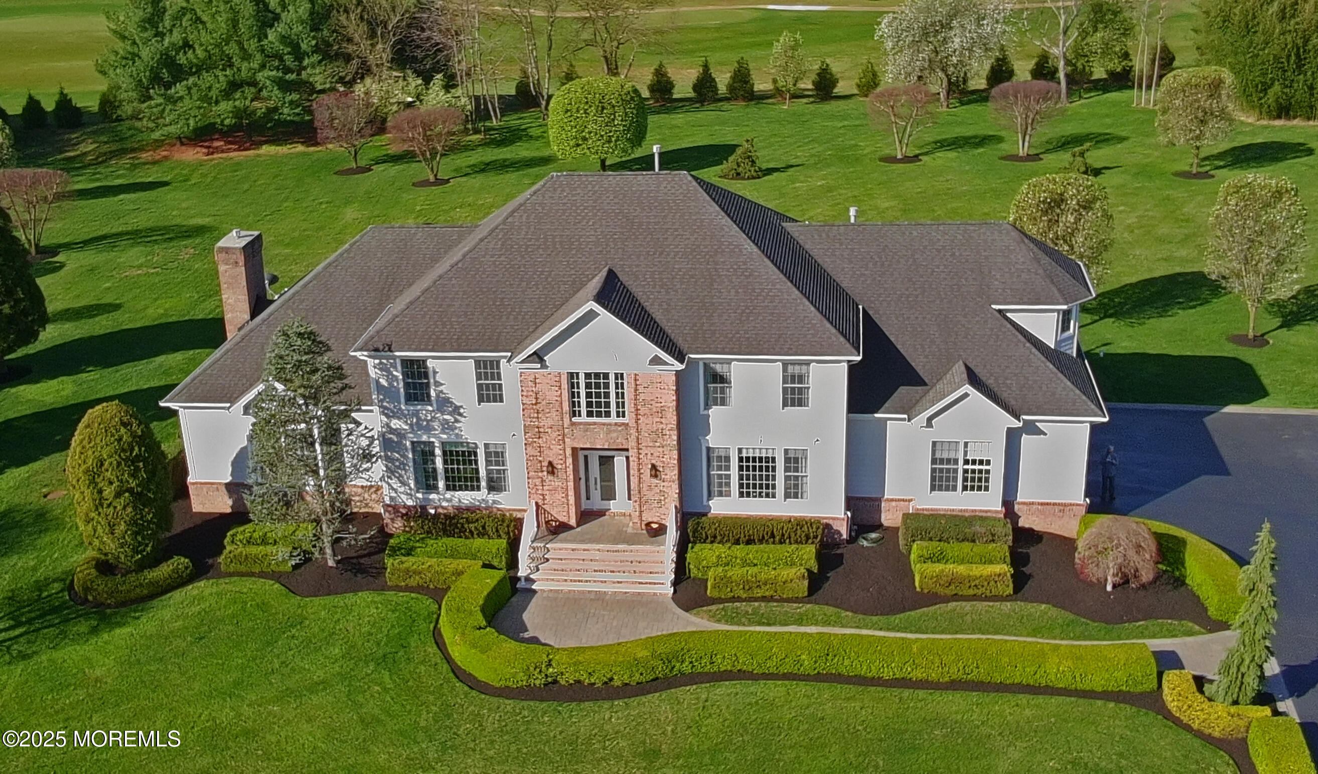 2 Lockwood Run, Colts Neck, New Jersey image 1