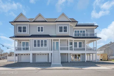 MLS: 22510346