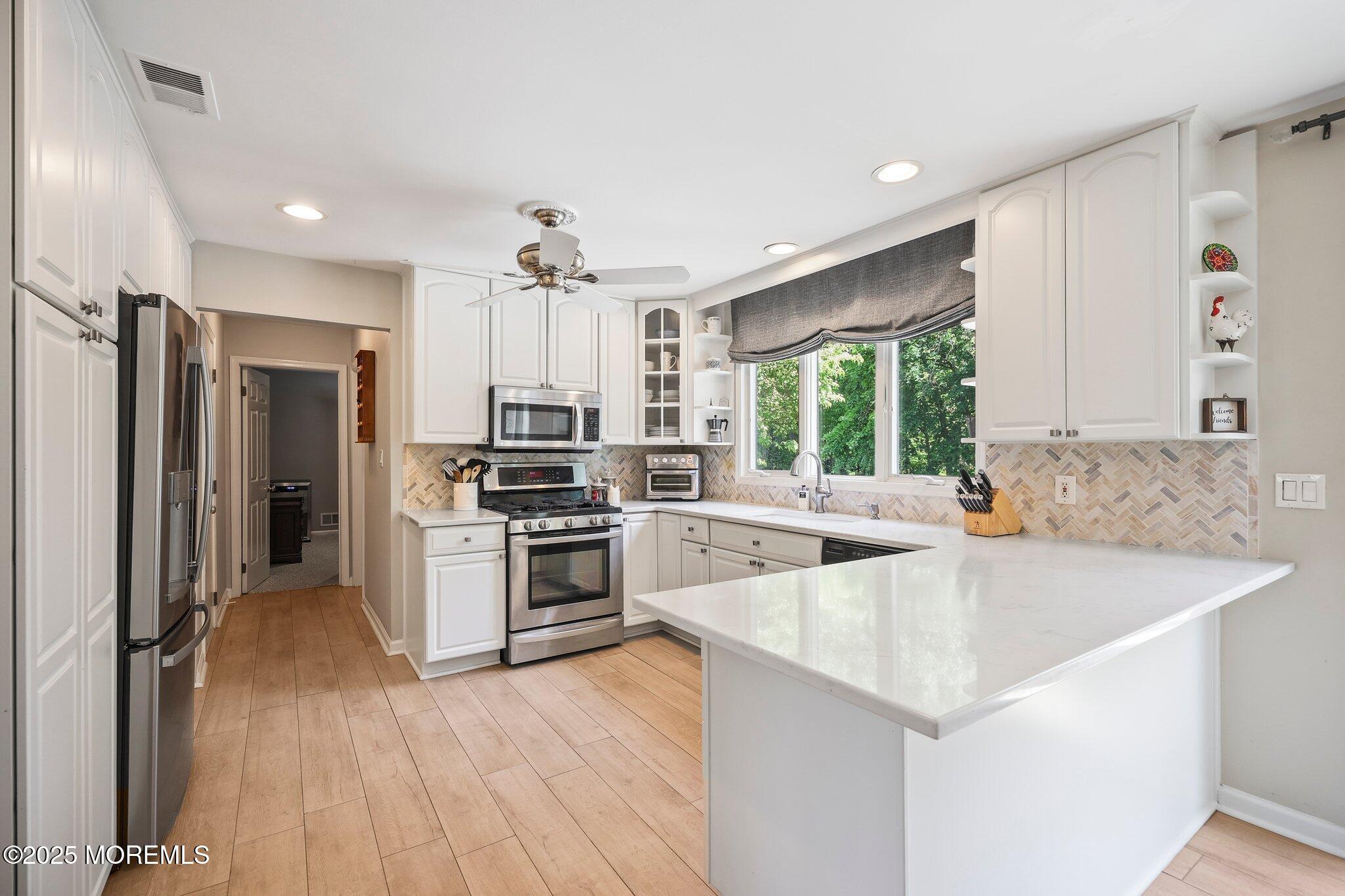 25 Westbrook Drive, Morganville, New Jersey image 19