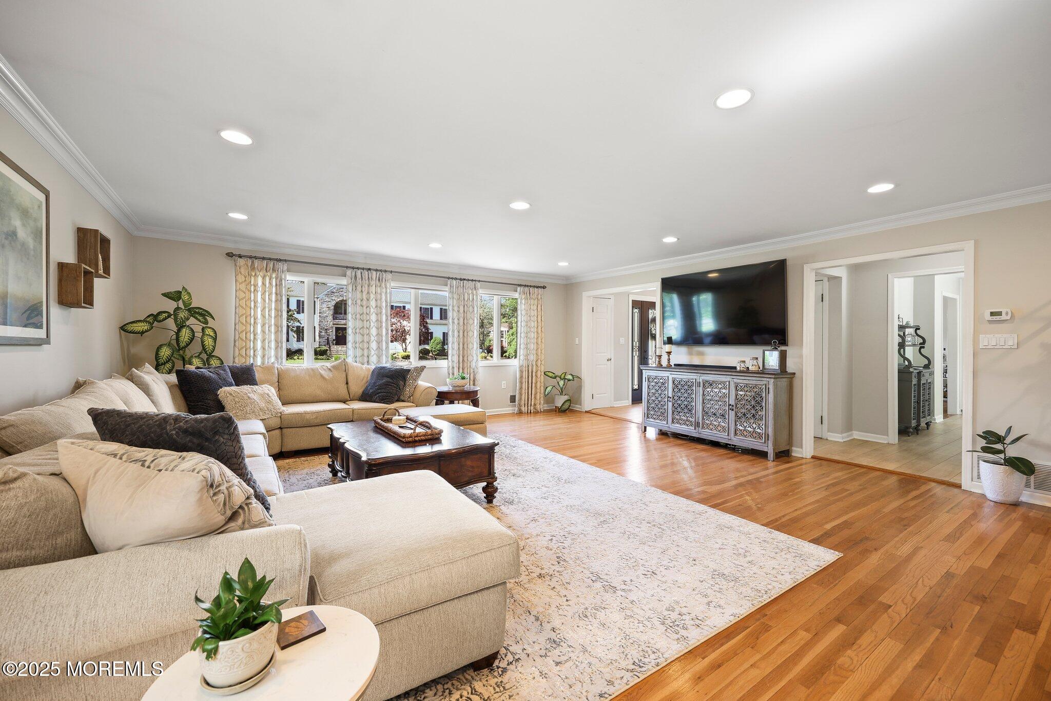 25 Westbrook Drive, Morganville, New Jersey image 15