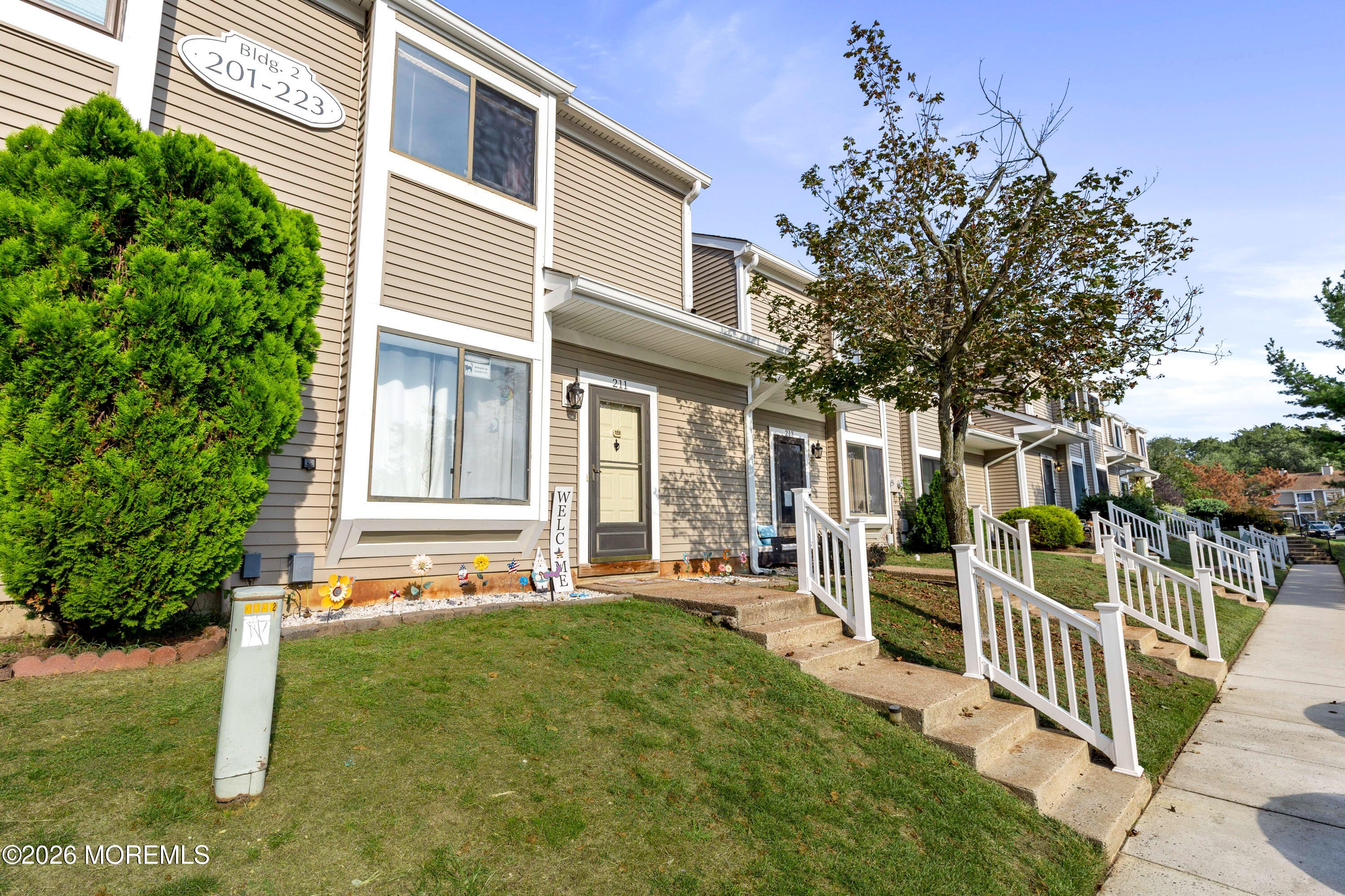 211 Sandra Place 211