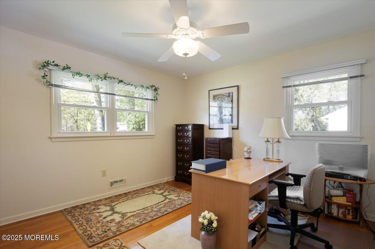 773 Nut Swamp Road, Red Bank, New Jersey image 13