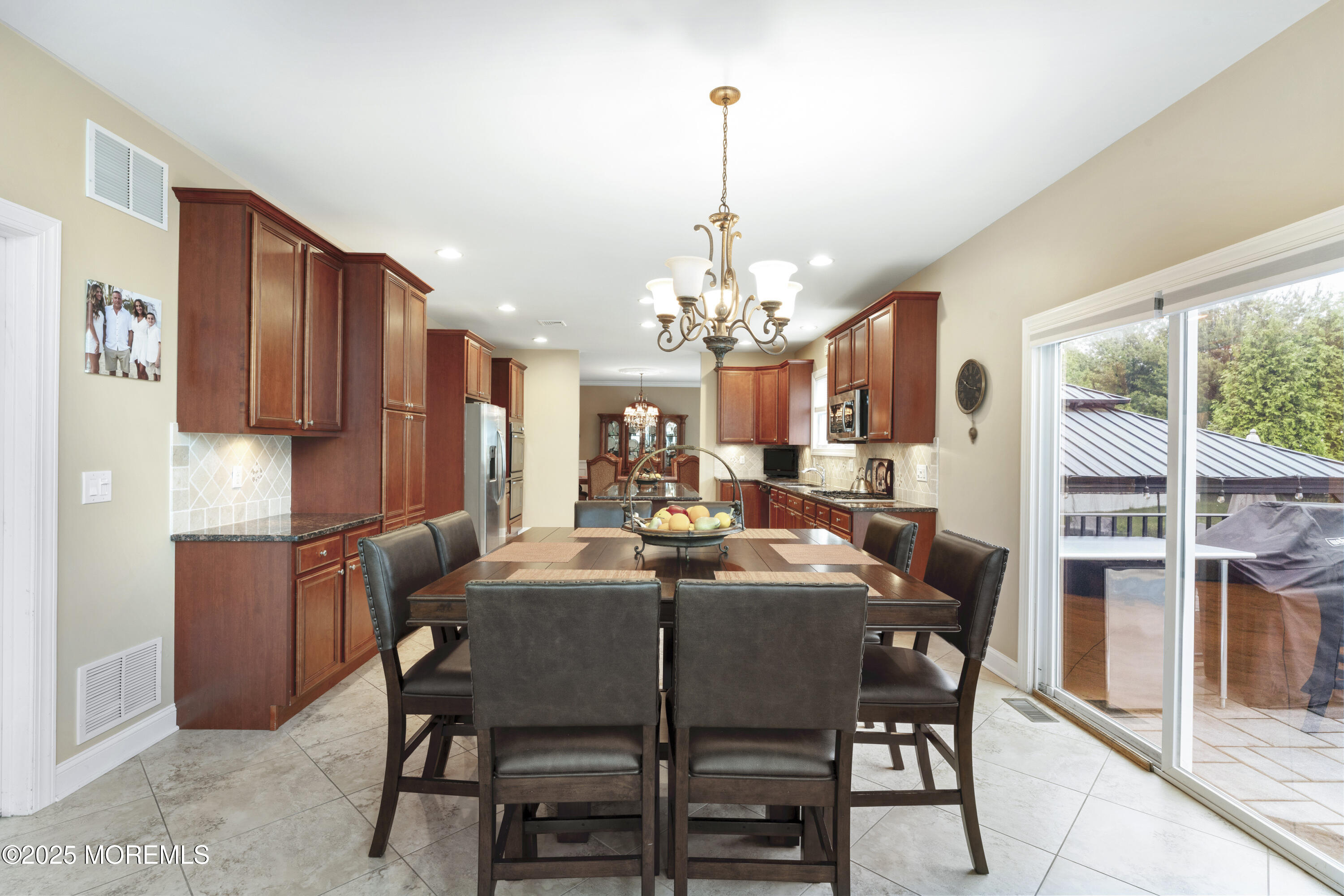 8 Adam Court, Monroe Township, New Jersey image 17