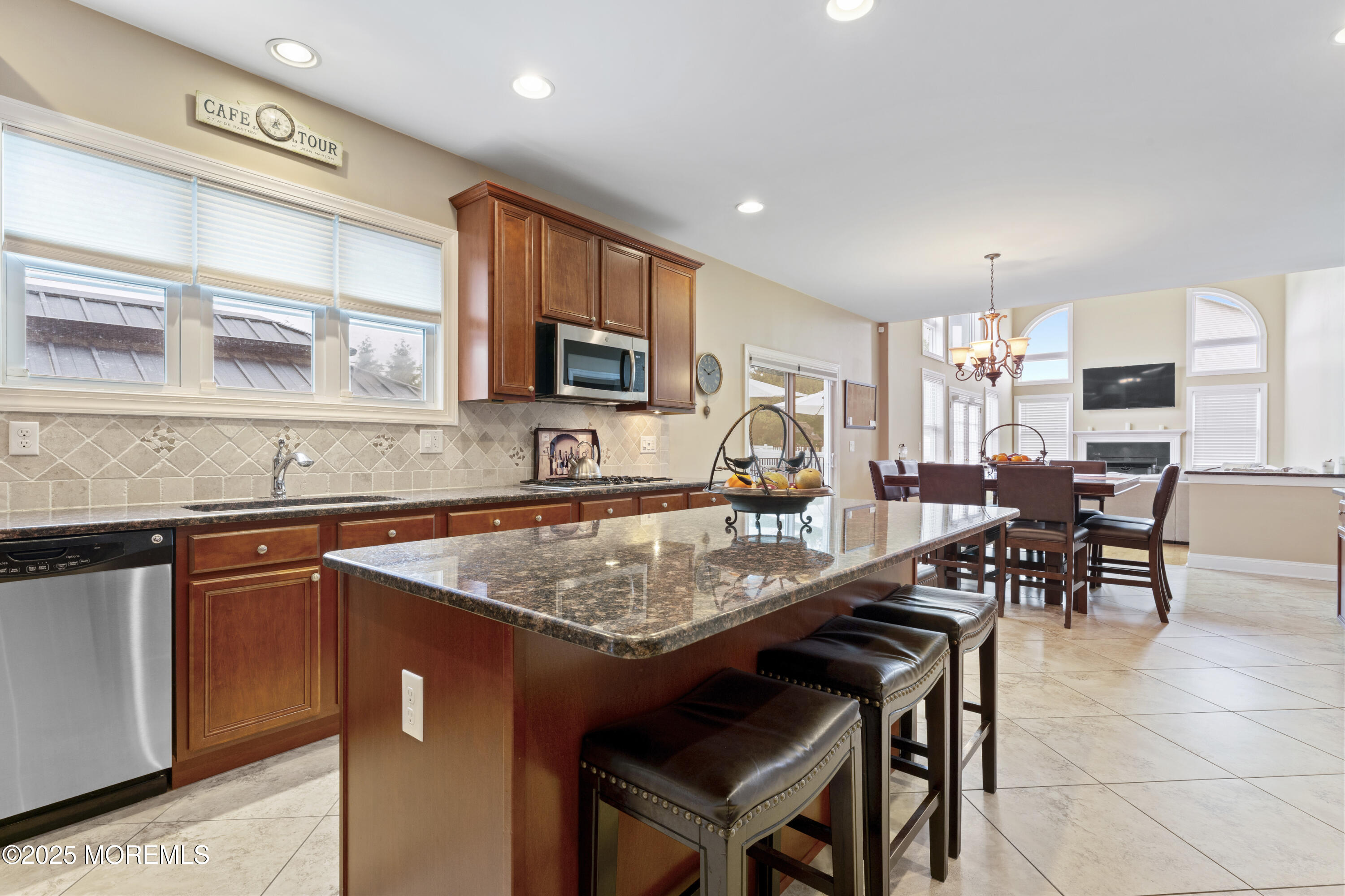 8 Adam Court, Monroe Township, New Jersey image 12